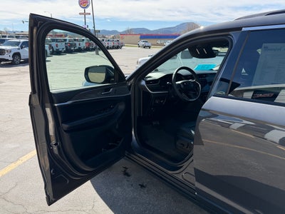 2025 Jeep Grand Cherokee L Limited 4x4