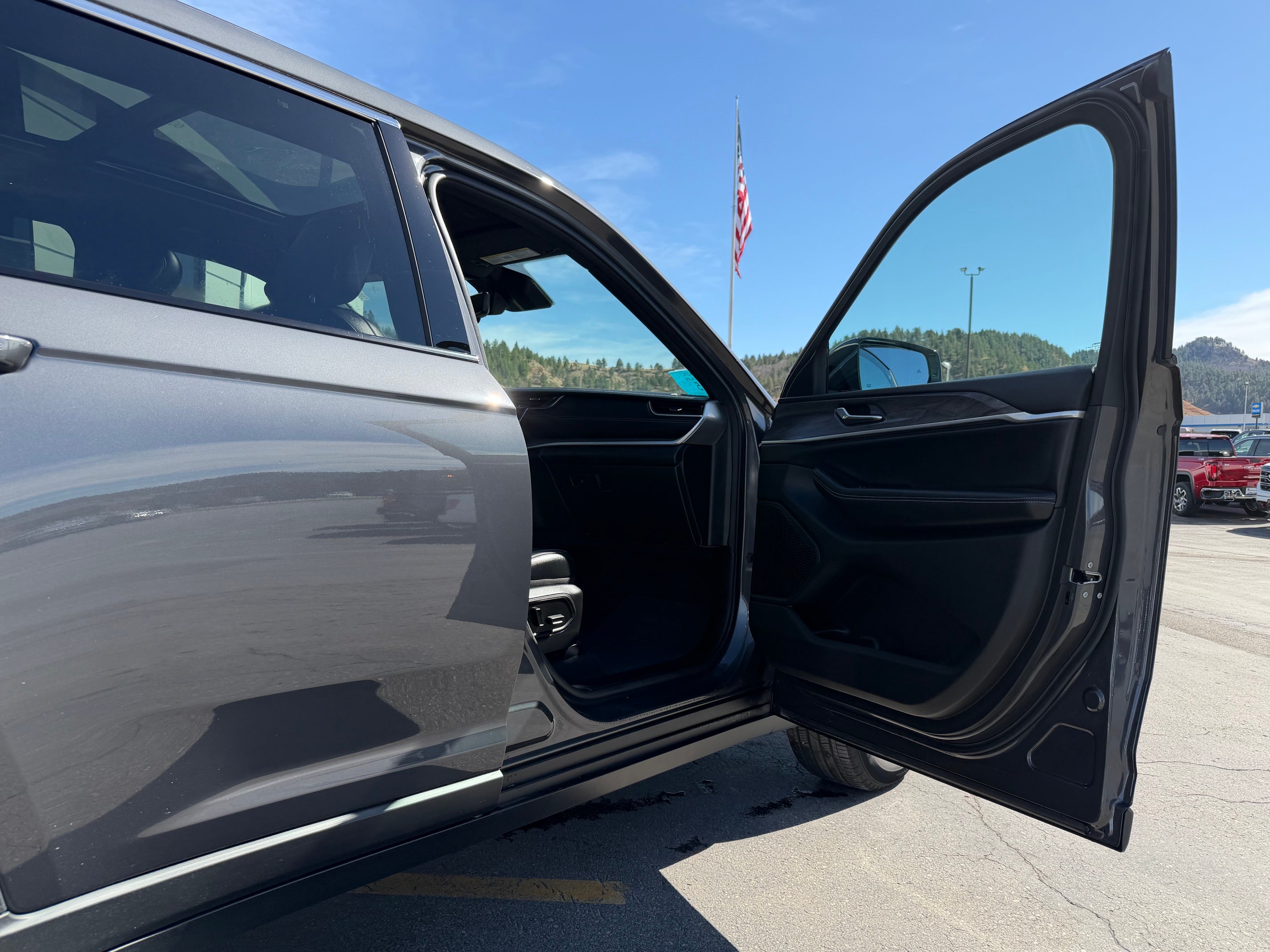 2025 Jeep Grand Cherokee L Limited 4x4