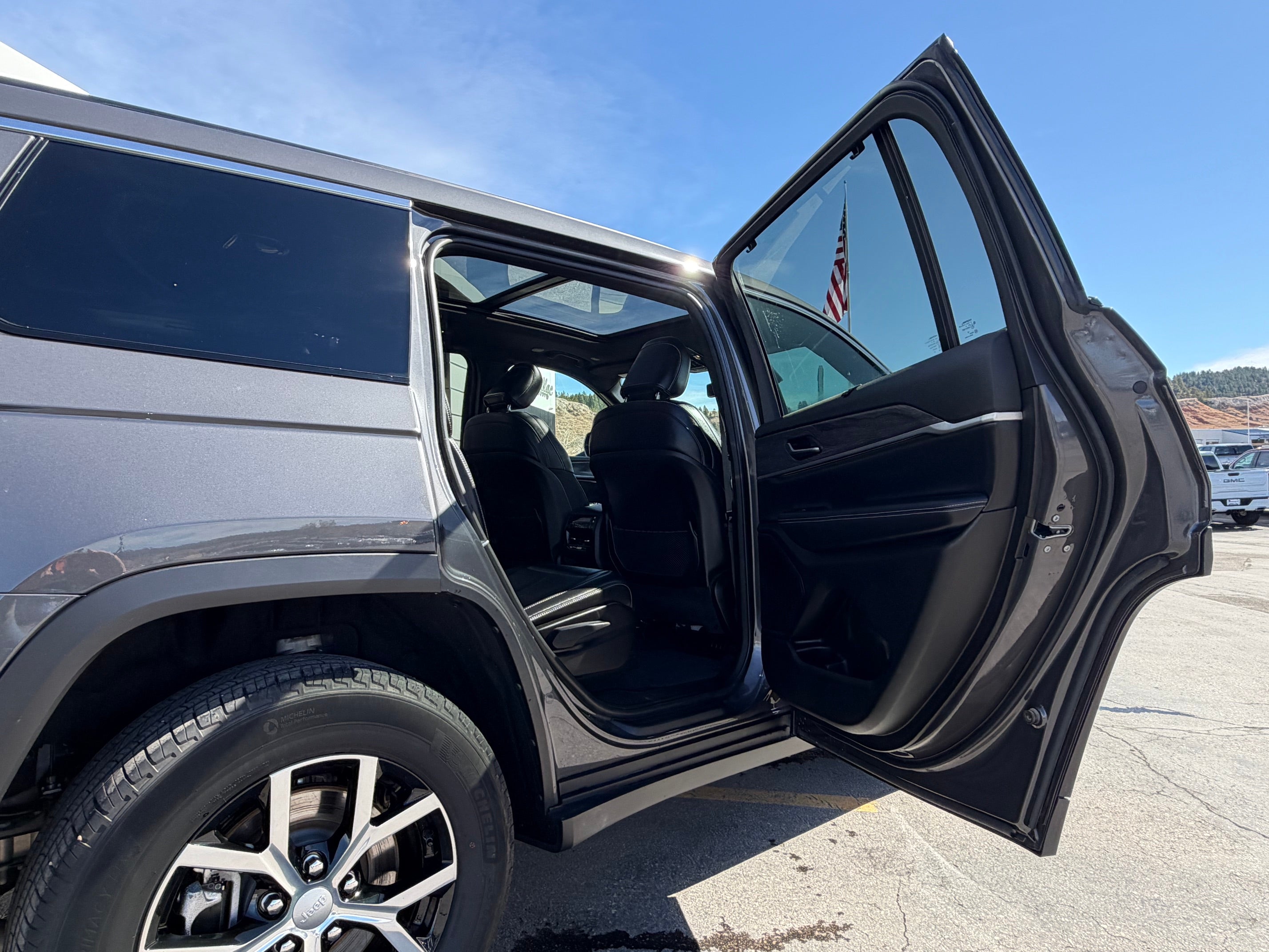 2025 Jeep Grand Cherokee L Limited 4x4