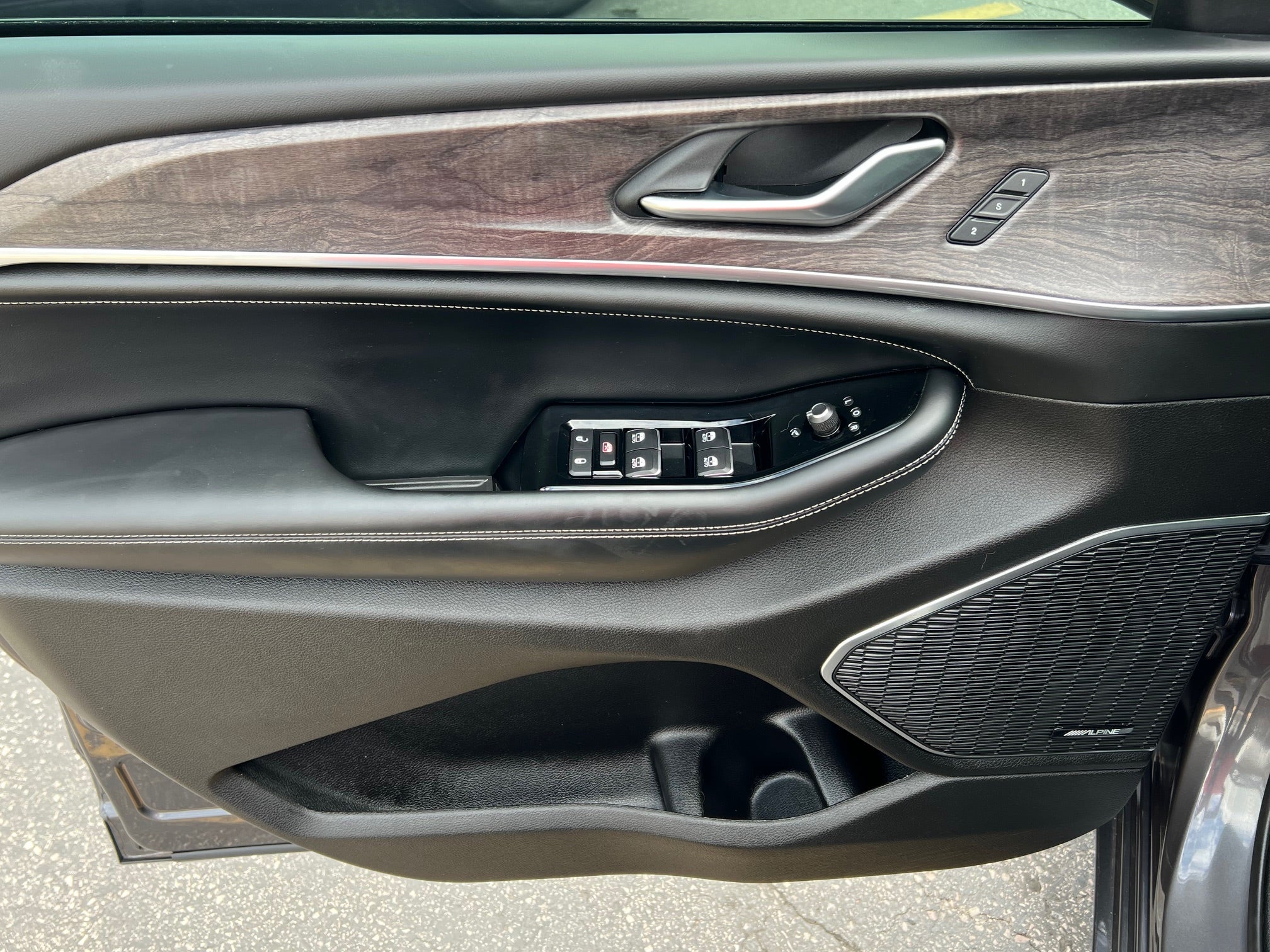 2023 Jeep Grand Cherokee L Overland 4x4