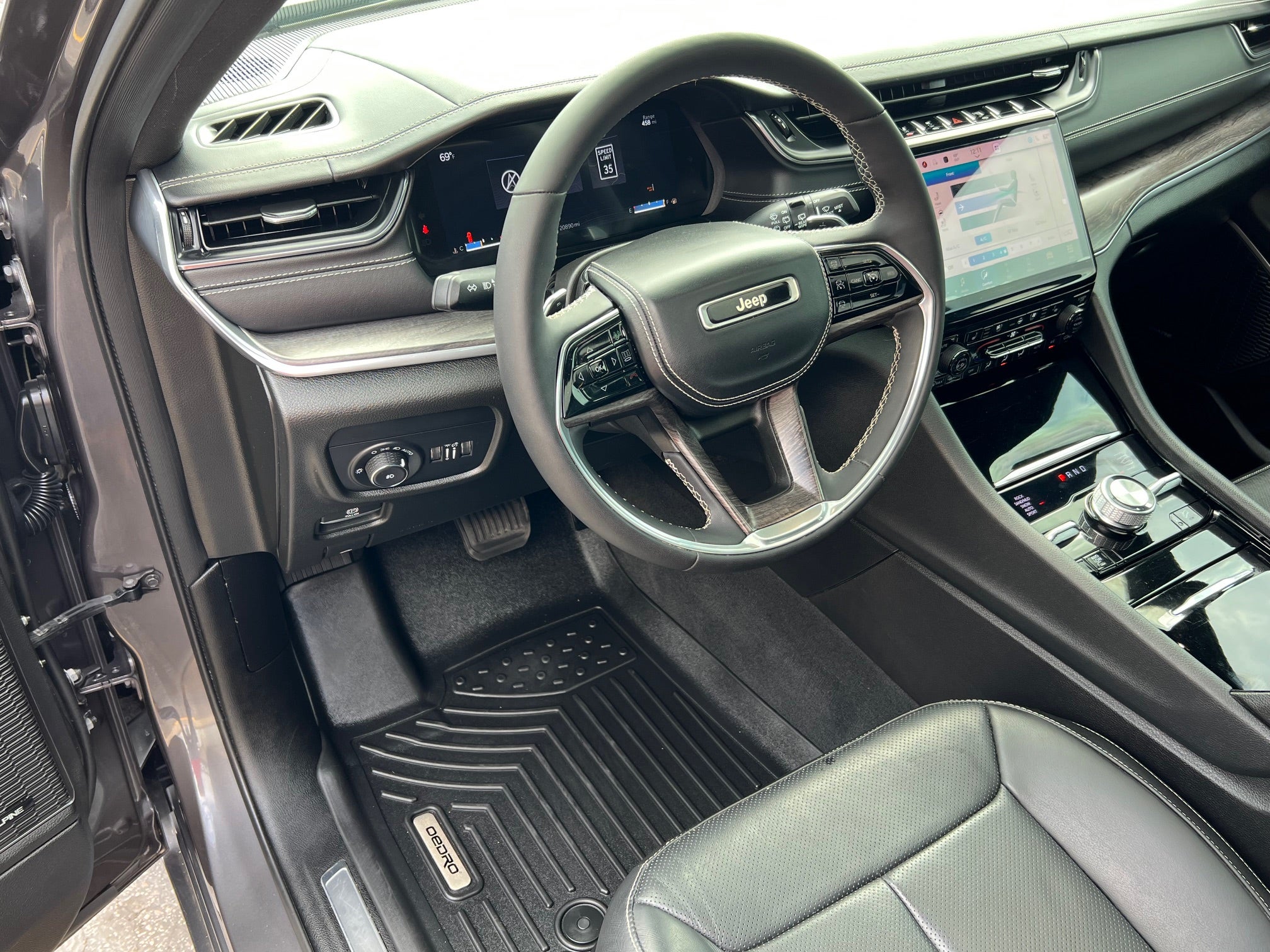 2023 Jeep Grand Cherokee L Overland 4x4