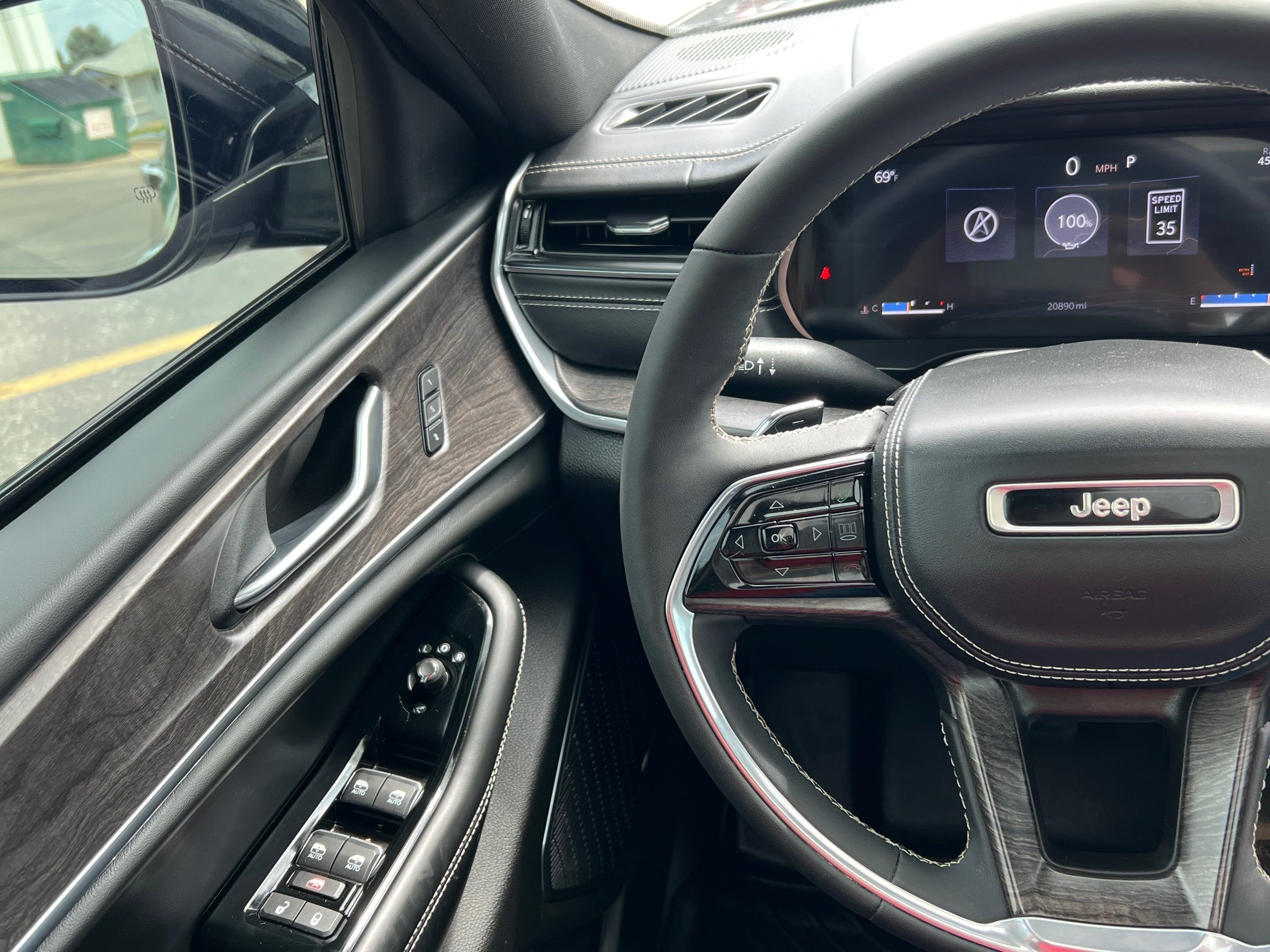 2023 Jeep Grand Cherokee L Overland 4x4