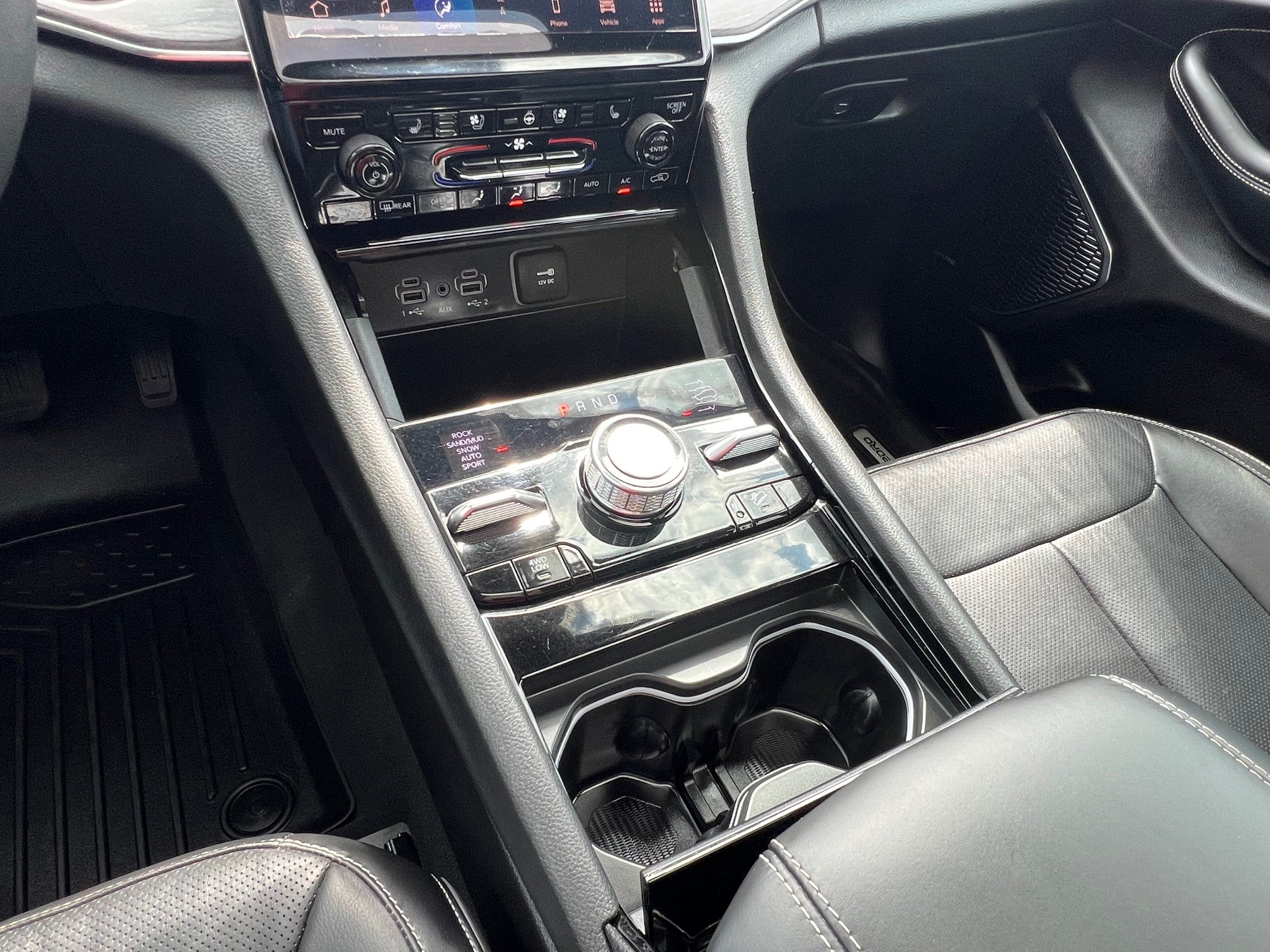 2023 Jeep Grand Cherokee L Overland 4x4