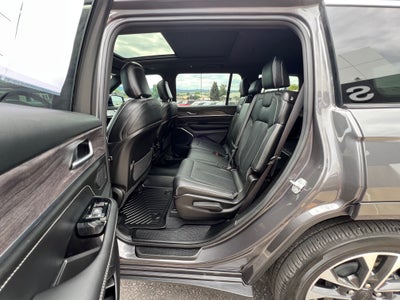 2023 Jeep Grand Cherokee L Overland 4x4