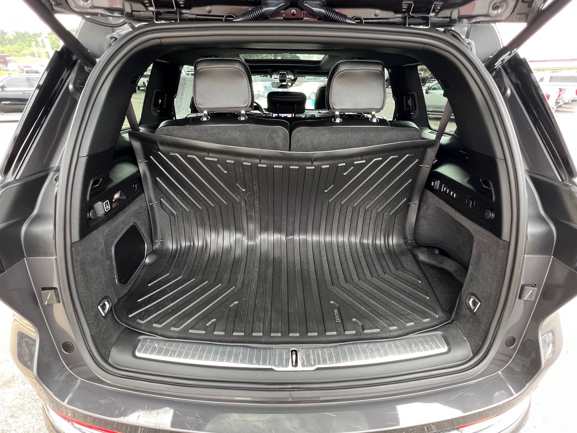 2023 Jeep Grand Cherokee L Overland 4x4