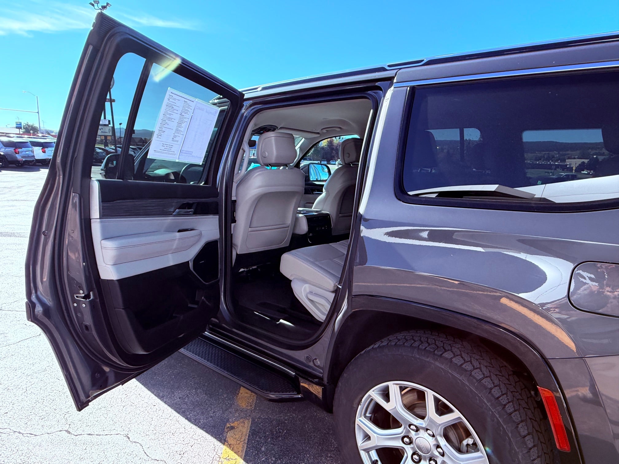 2022 Jeep Wagoneer Series II 4x4