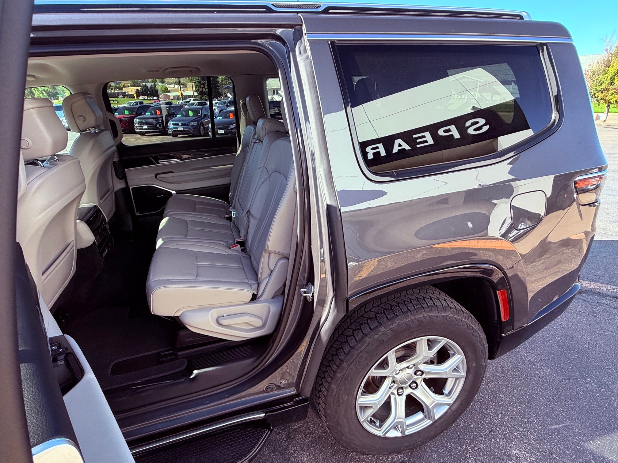 2022 Jeep Wagoneer Series II 4x4