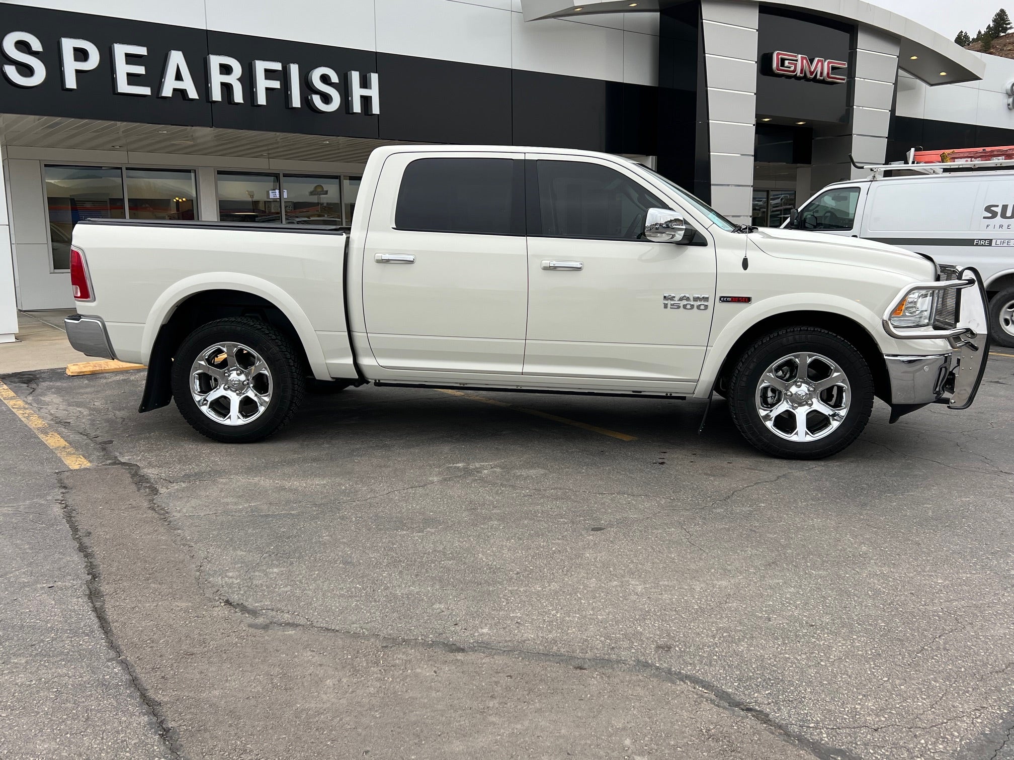 2018 RAM 1500 Laramie 4x4 Crew Cab 5'7" Box