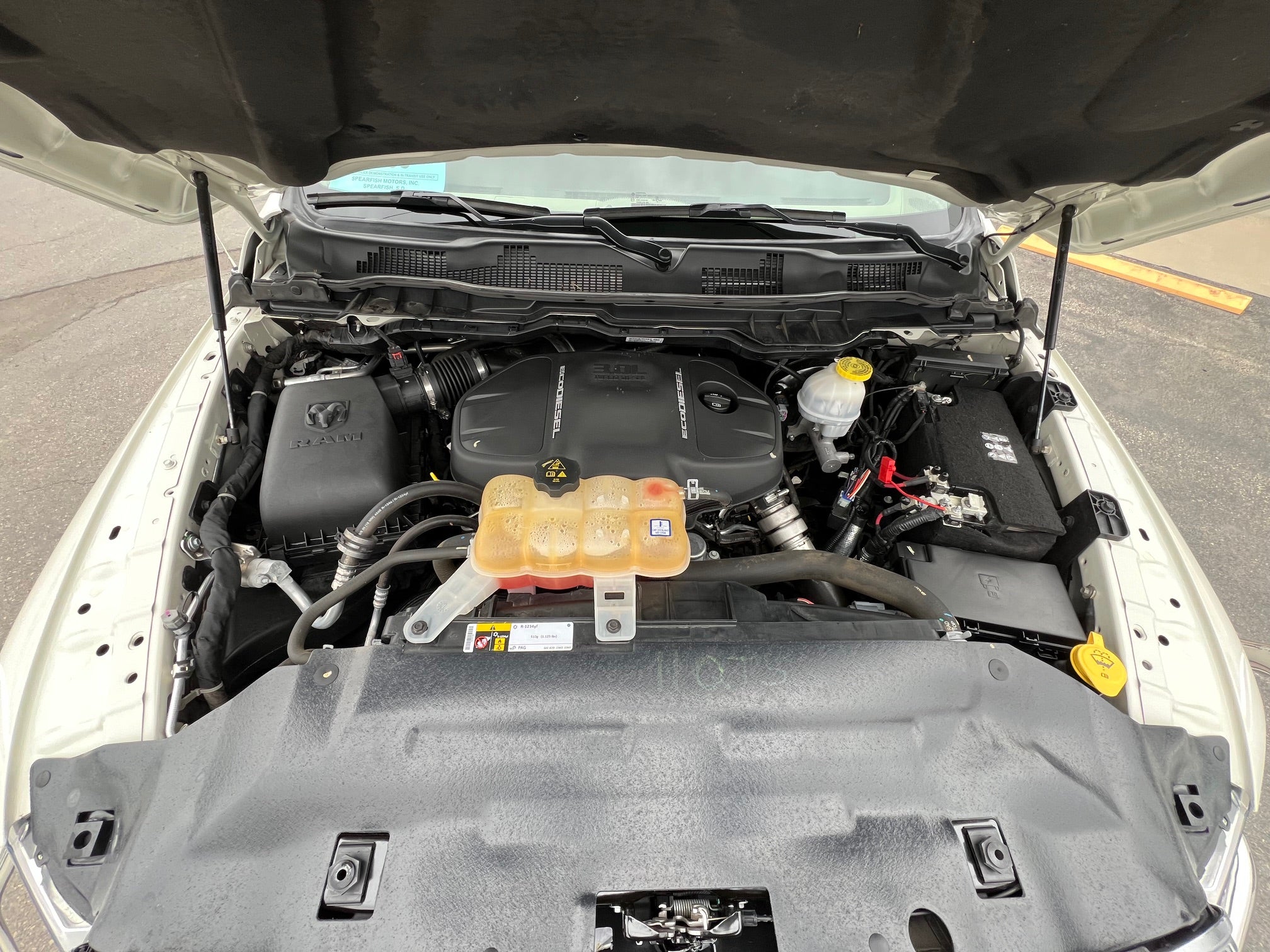 2018 RAM 1500 Laramie 4x4 Crew Cab 5'7" Box