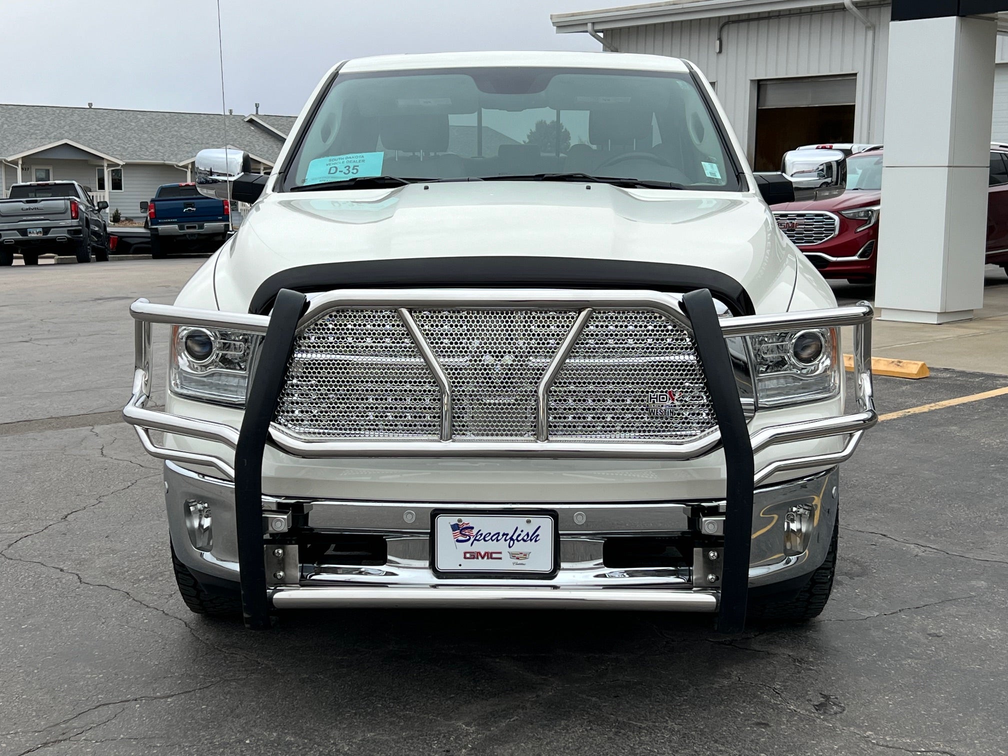 2018 RAM 1500 Laramie 4x4 Crew Cab 5'7" Box