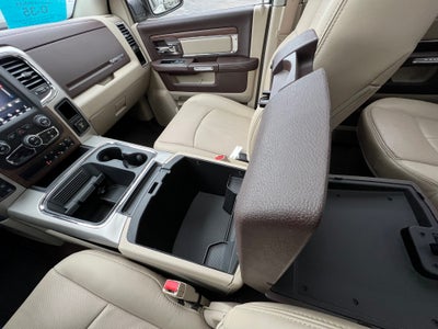 2018 RAM 1500 Laramie 4x4 Crew Cab 5'7" Box