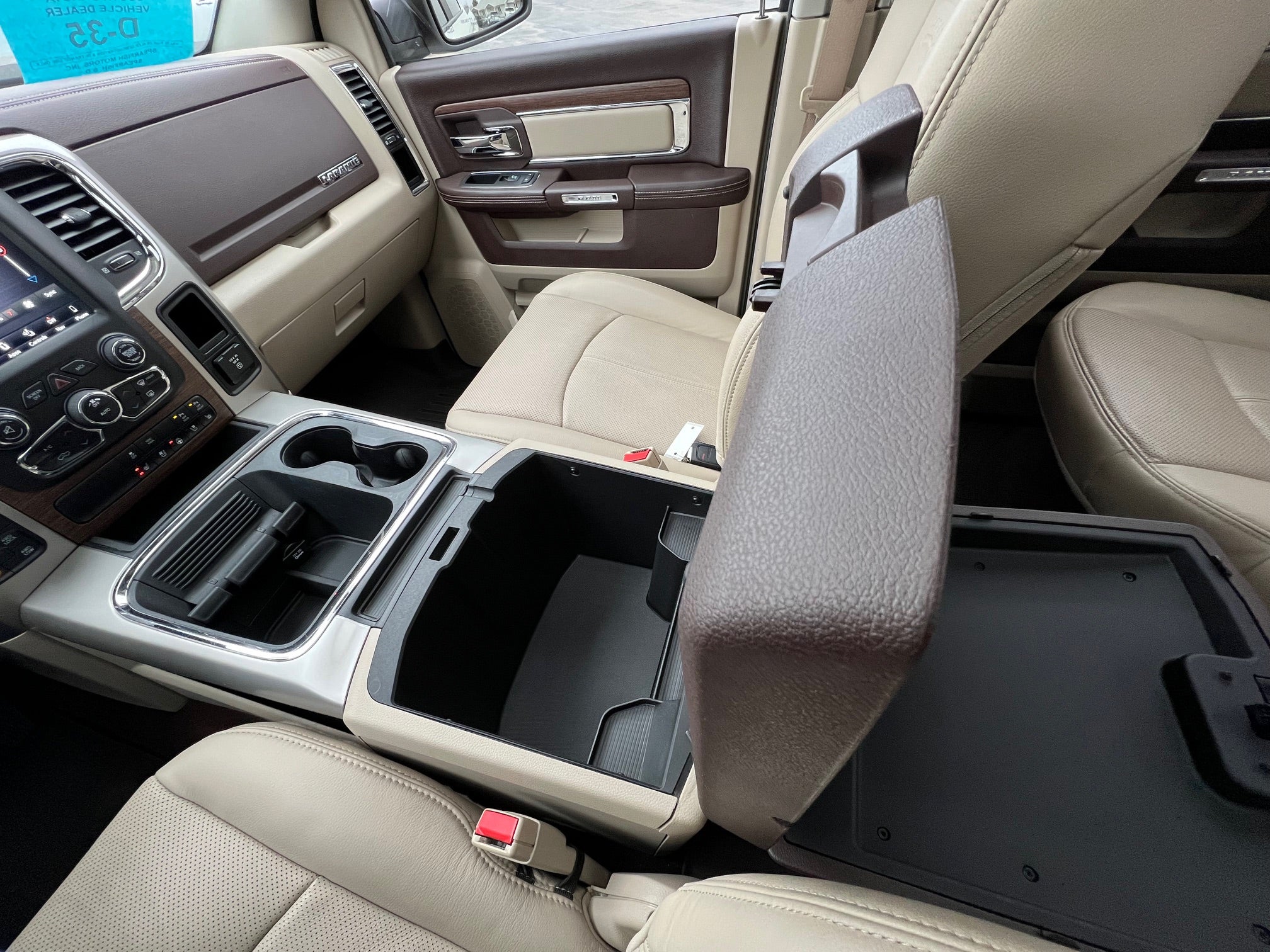 2018 RAM 1500 Laramie 4x4 Crew Cab 5'7" Box