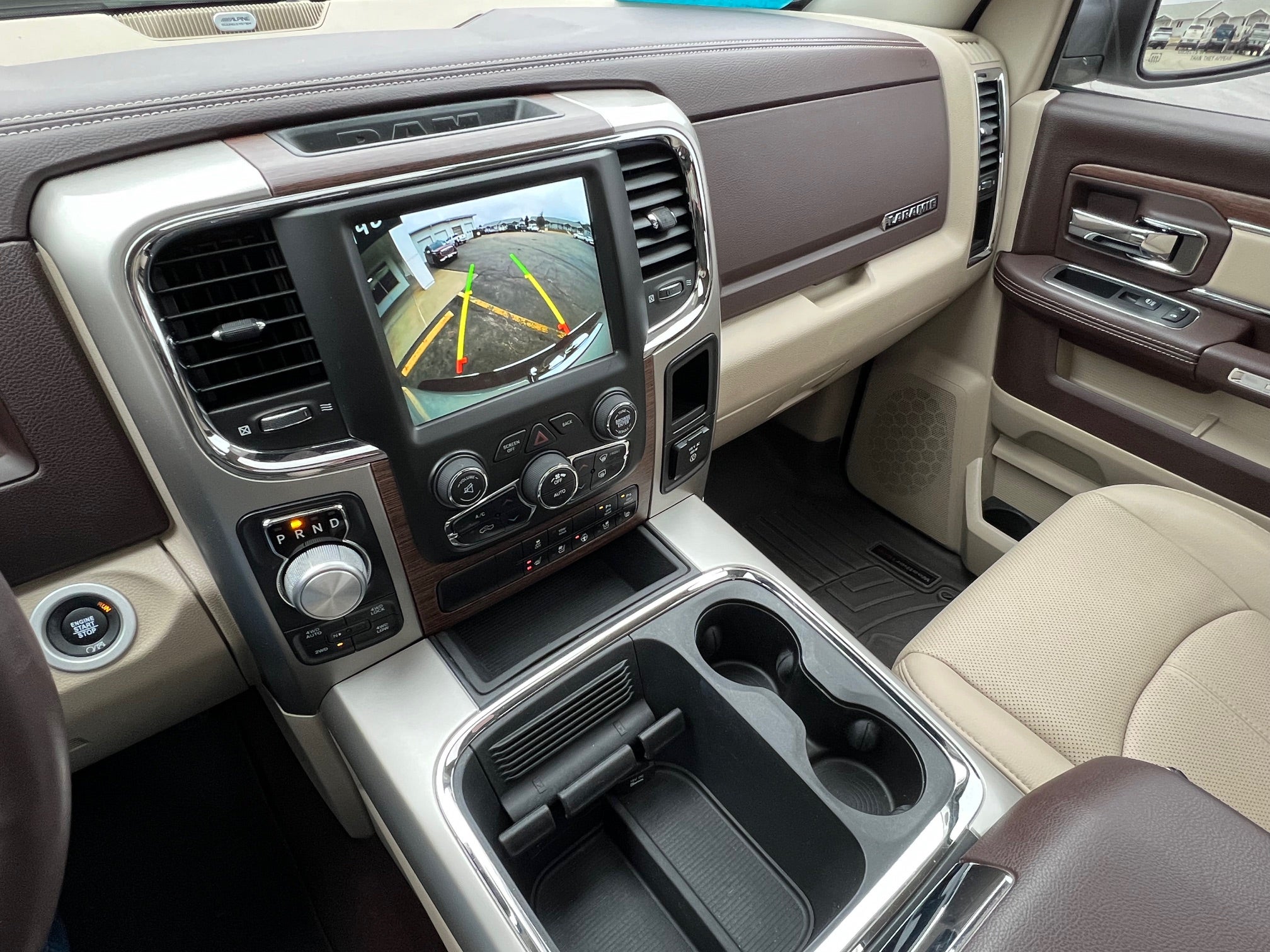 2018 RAM 1500 Laramie 4x4 Crew Cab 5'7" Box