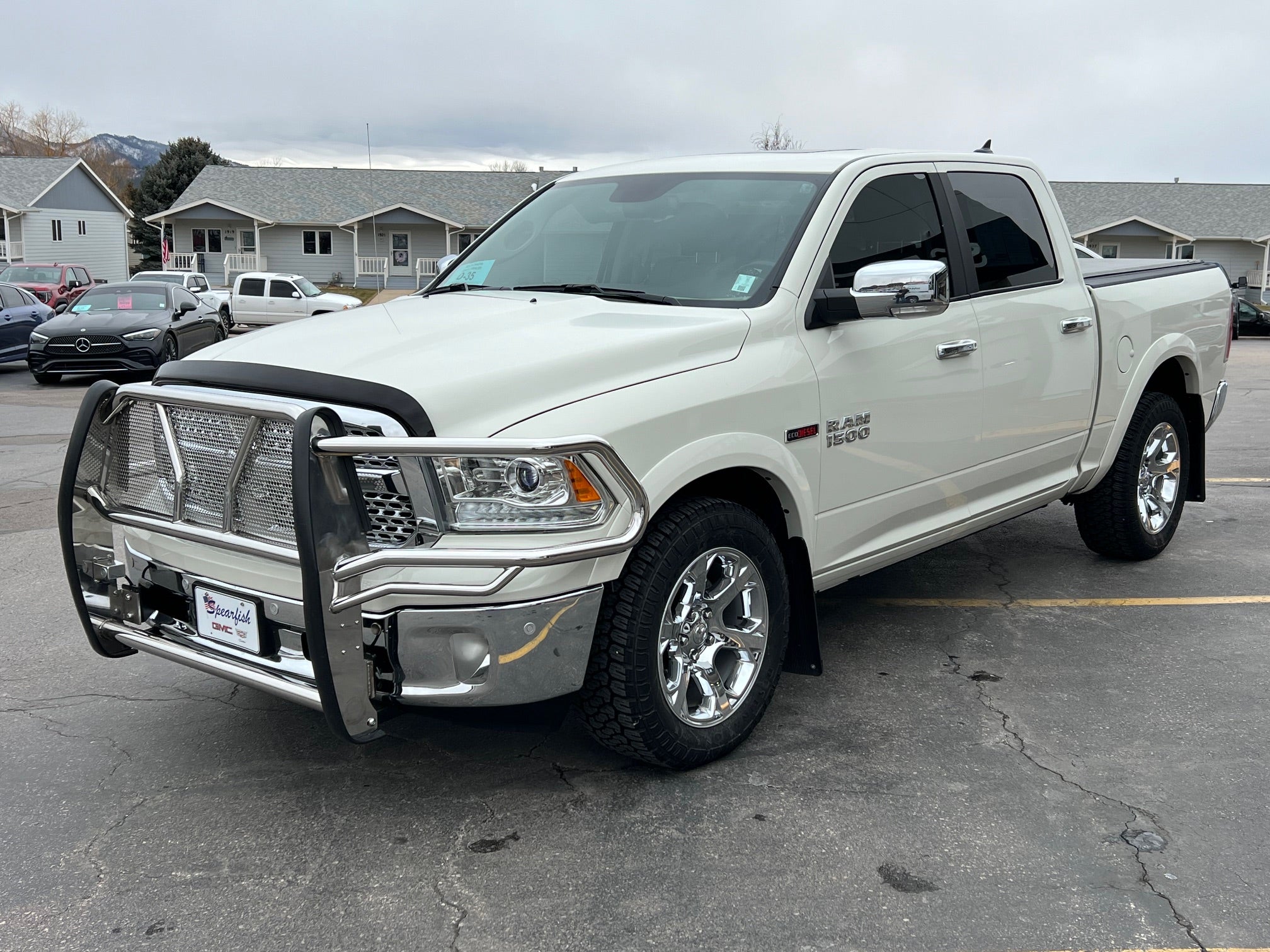2018 RAM 1500 Laramie 4x4 Crew Cab 5'7" Box