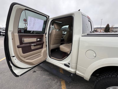 2018 RAM 1500 Laramie 4x4 Crew Cab 5'7" Box