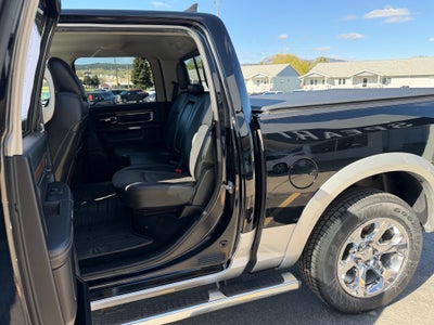 2014 RAM 1500 4WD Crew Cab 5.7 Ft Box Laramie