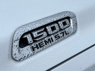 2019 RAM 1500 Limited 4x4 Crew Cab 5'7" Box