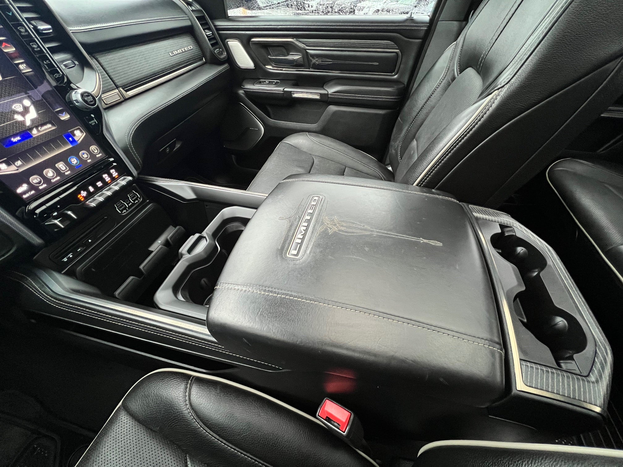 2019 RAM 1500 Limited 4x4 Crew Cab 5'7" Box