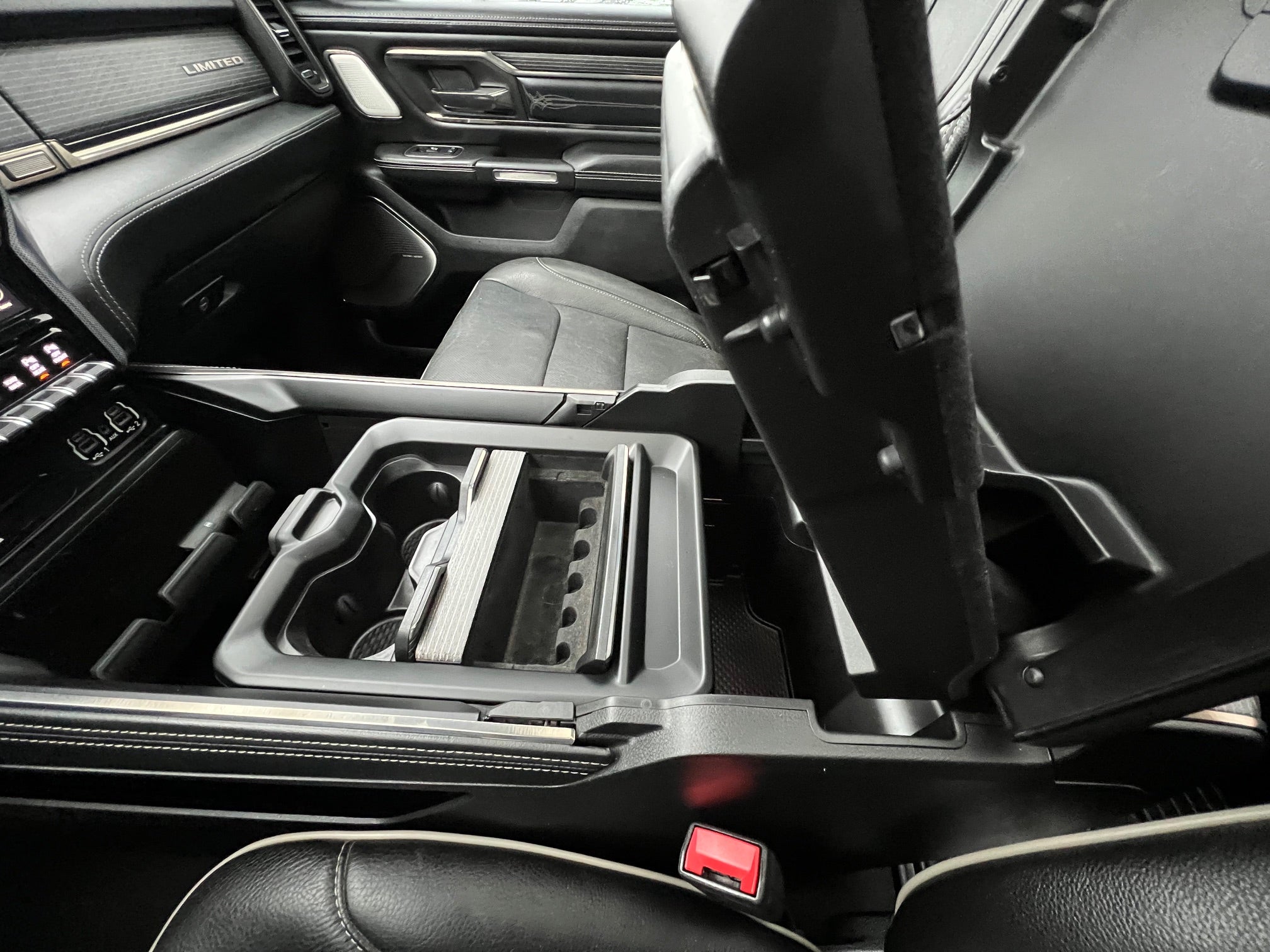 2019 RAM 1500 Limited 4x4 Crew Cab 5'7" Box