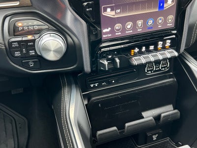 2019 RAM 1500 Limited 4x4 Crew Cab 5'7" Box