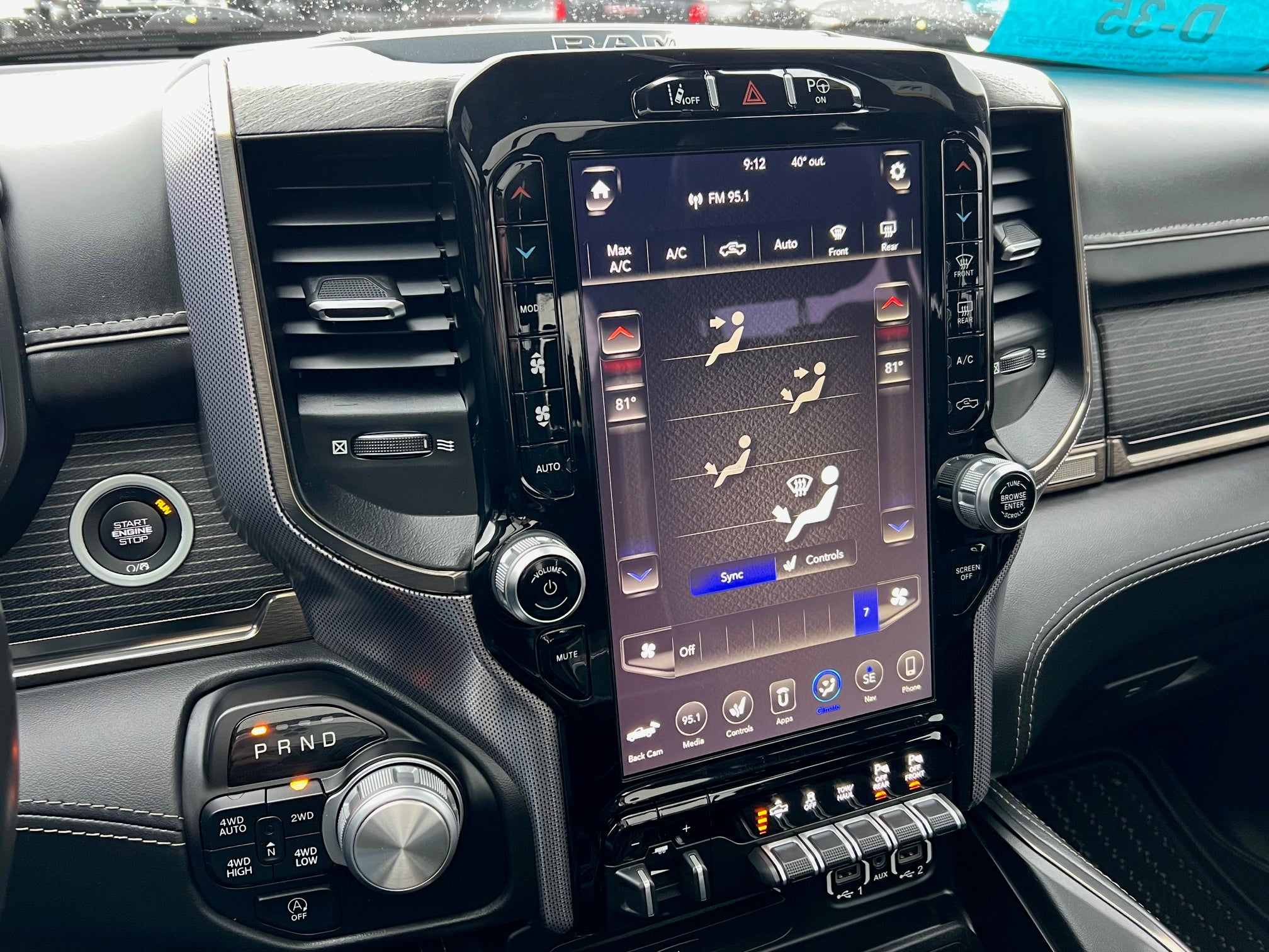 2019 RAM 1500 Limited 4x4 Crew Cab 5'7" Box