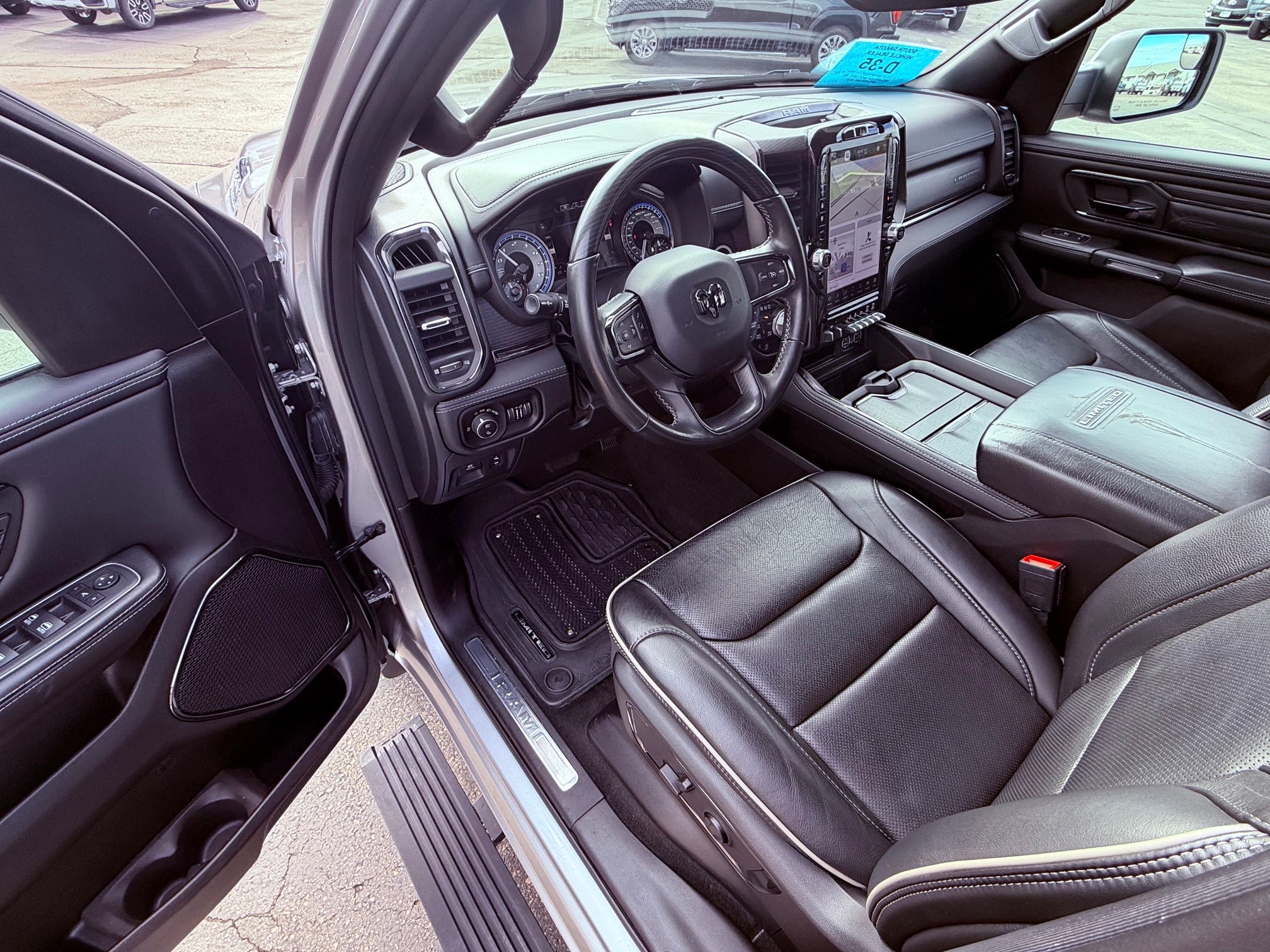 2022 RAM 1500 Limited 4x4 Crew Cab 5'7" Box