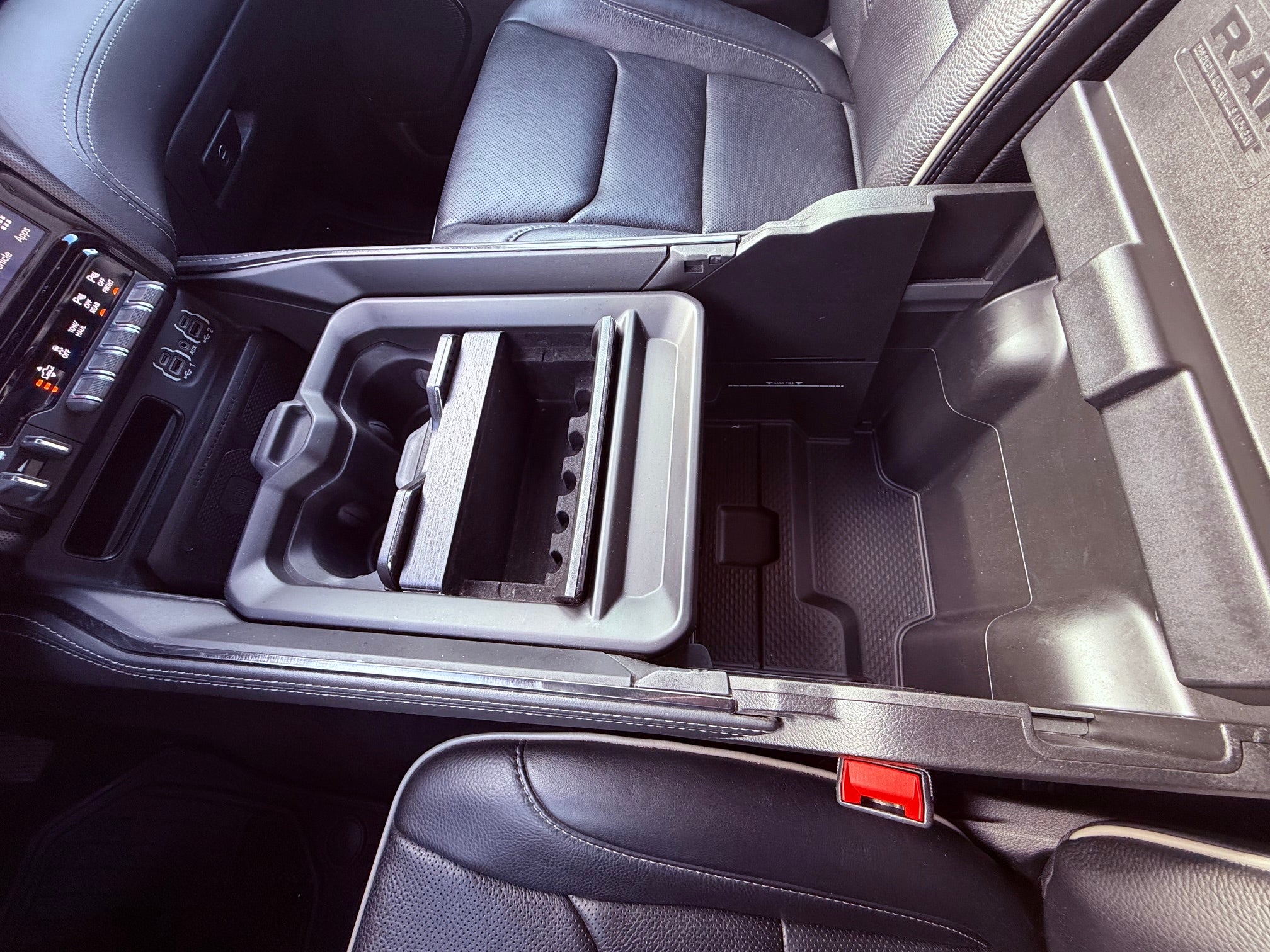 2022 RAM 1500 Limited 4x4 Crew Cab 5'7" Box