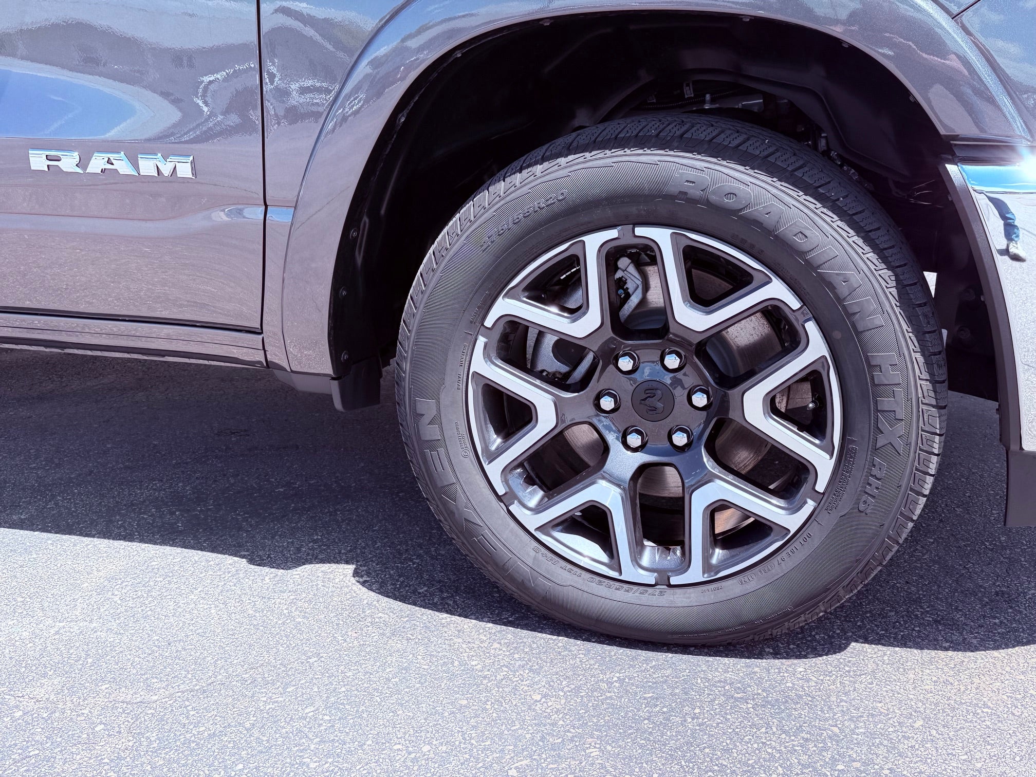 2026 RAM 1500 Laramie 4x4 Crew Cab 5'7" Box