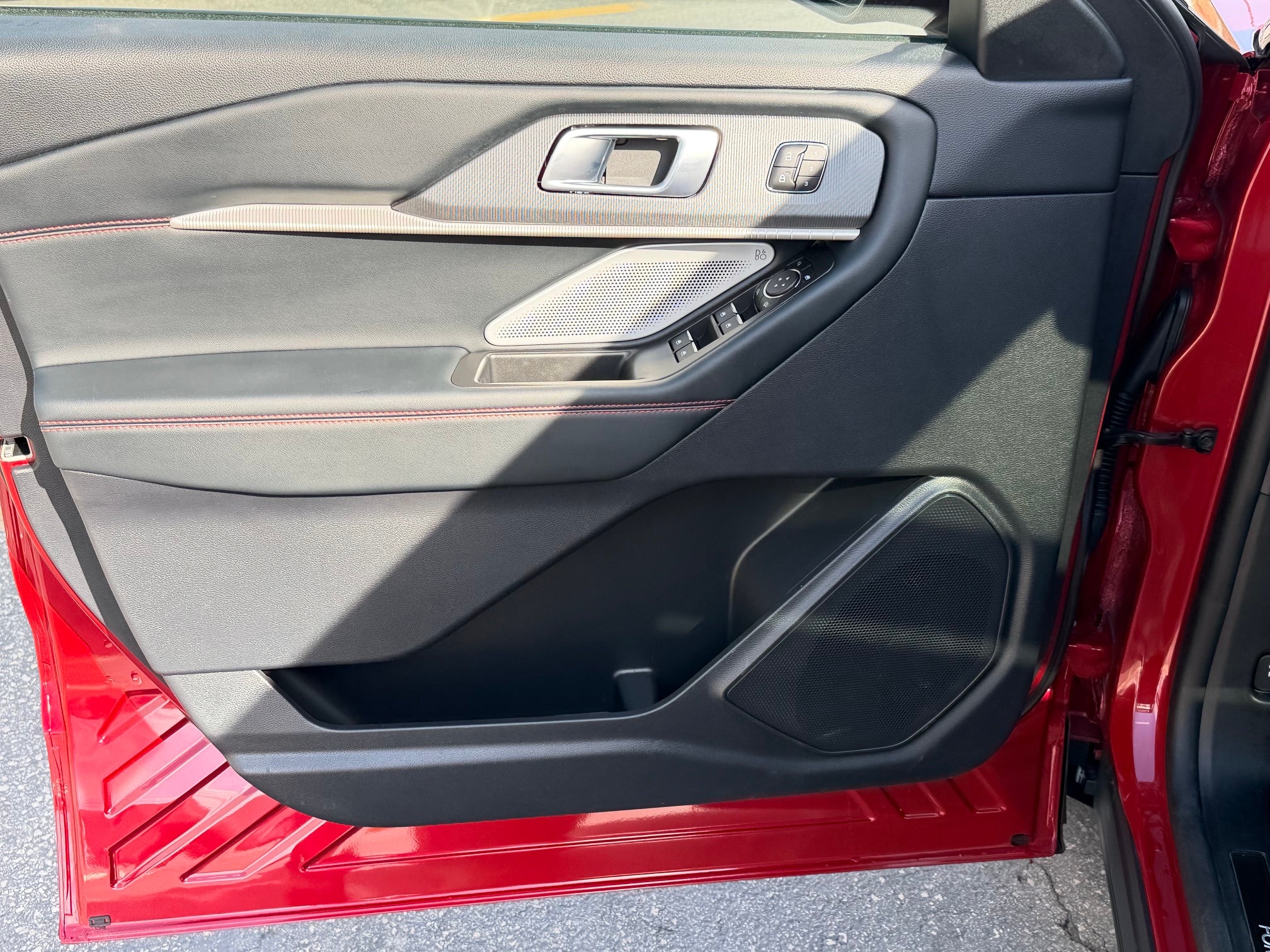2025 Ford Explorer ST 4WD