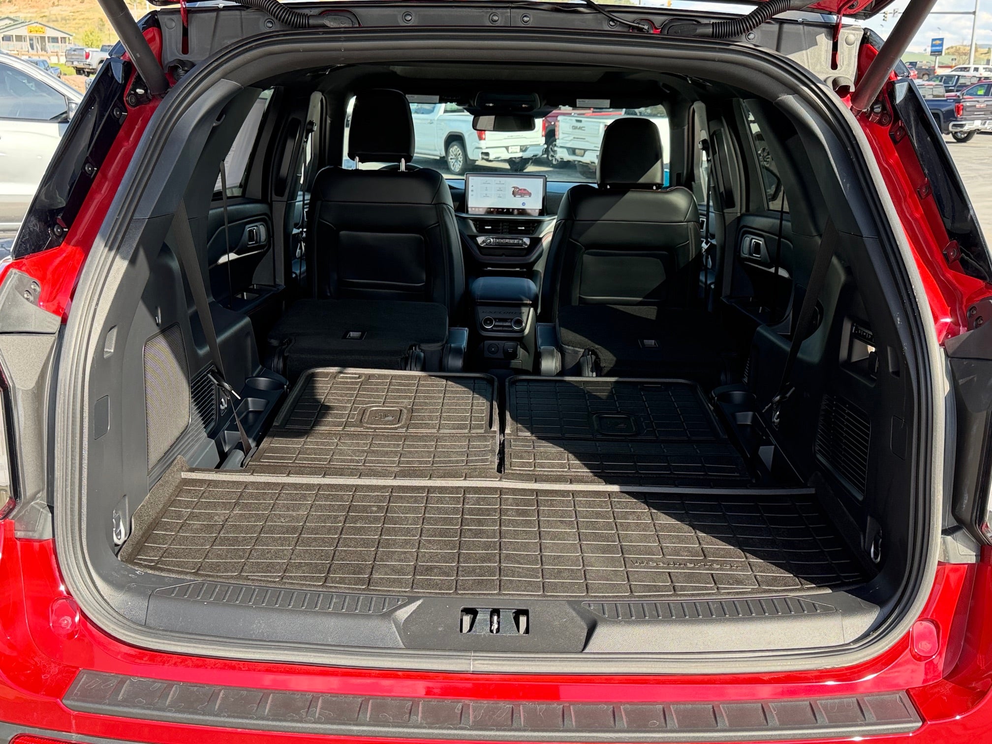 2025 Ford Explorer ST 4WD