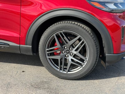 2025 Ford Explorer ST 4WD