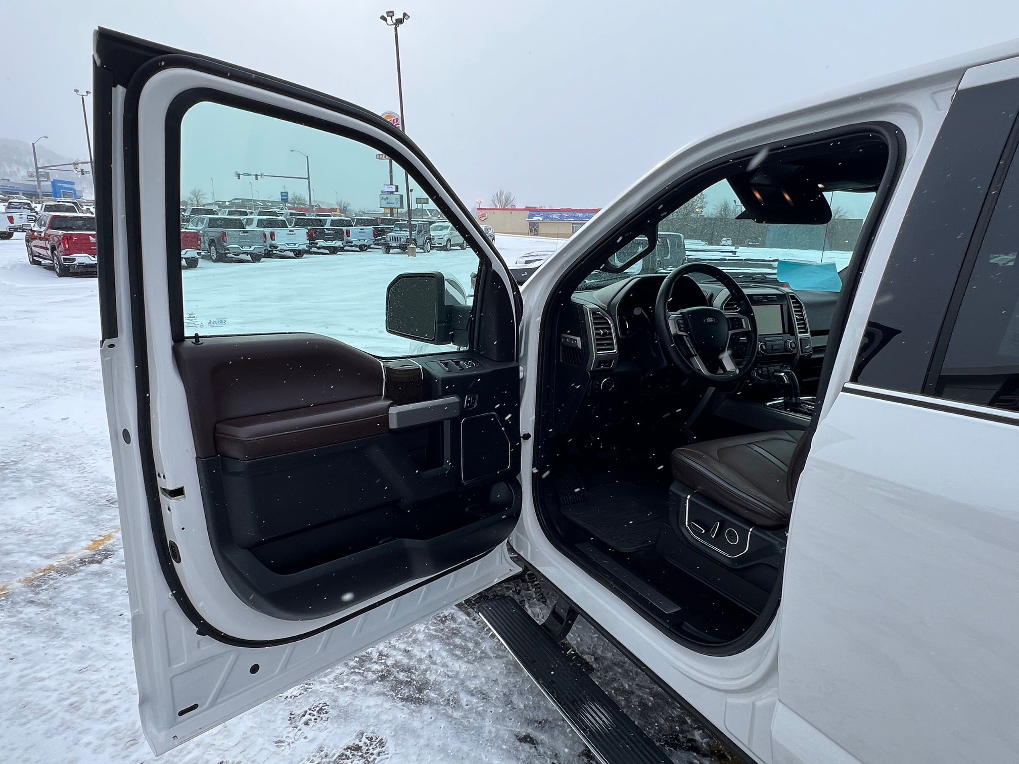 2015 Ford F-150 4WD SuperCrew 5-1/2 Ft Box Platinum