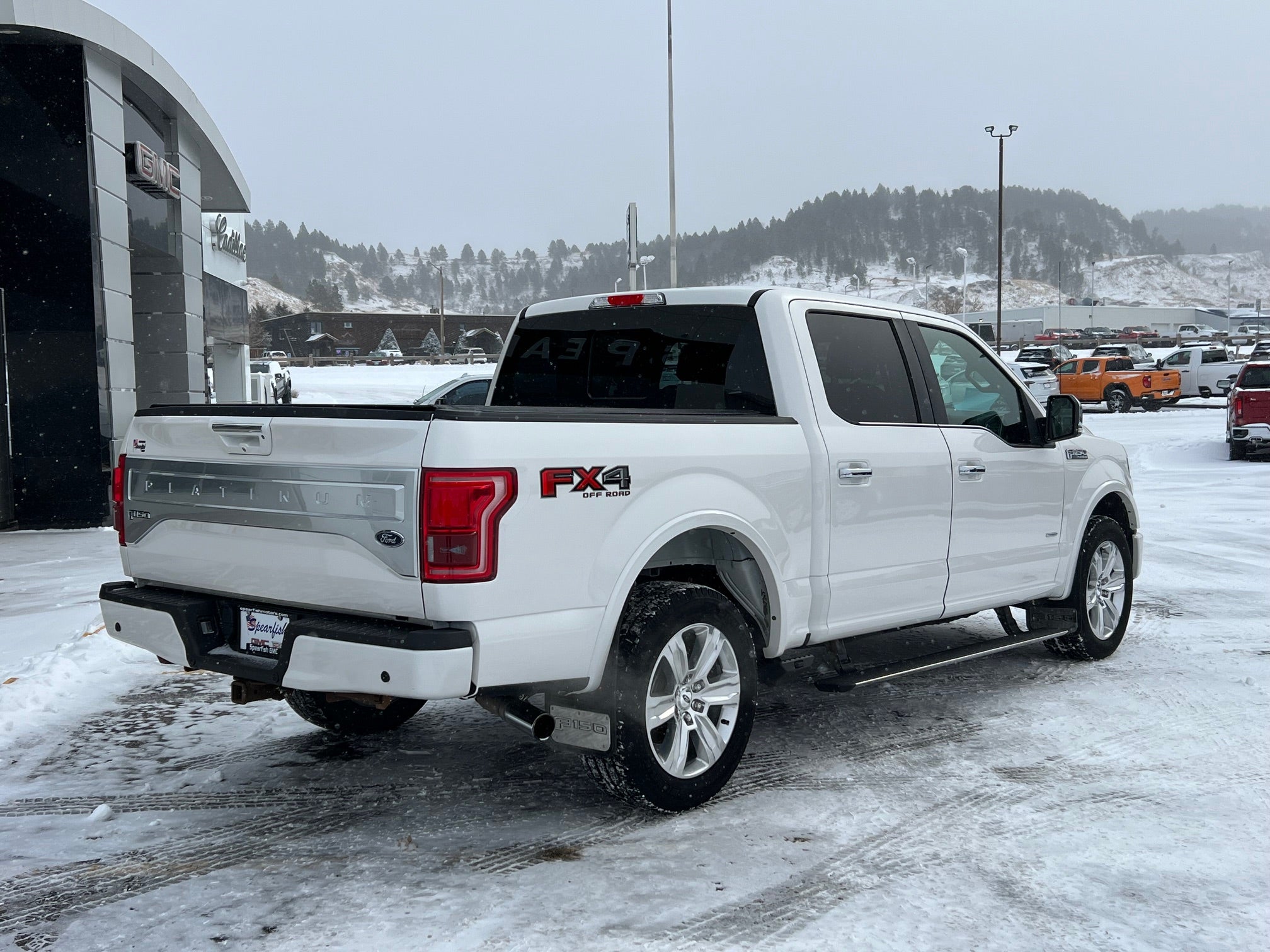 2015 Ford F-150 4WD SuperCrew 5-1/2 Ft Box Platinum