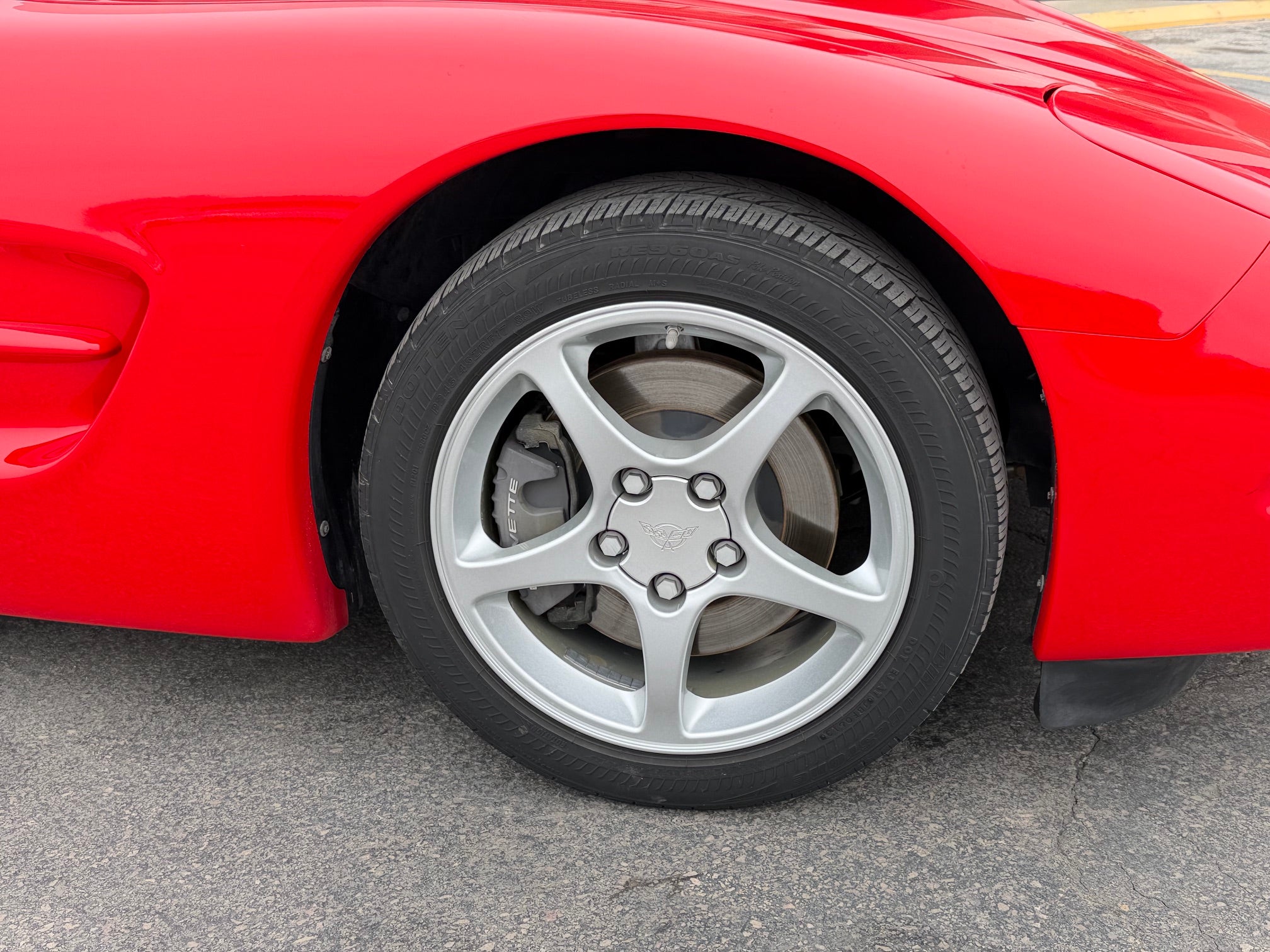 2000 Chevrolet Corvette Base