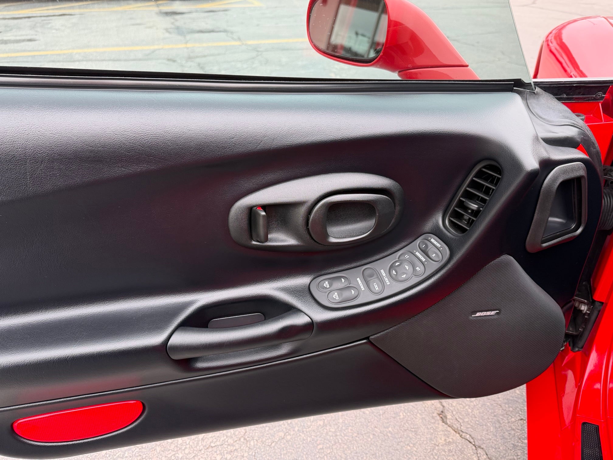 2000 Chevrolet Corvette Base