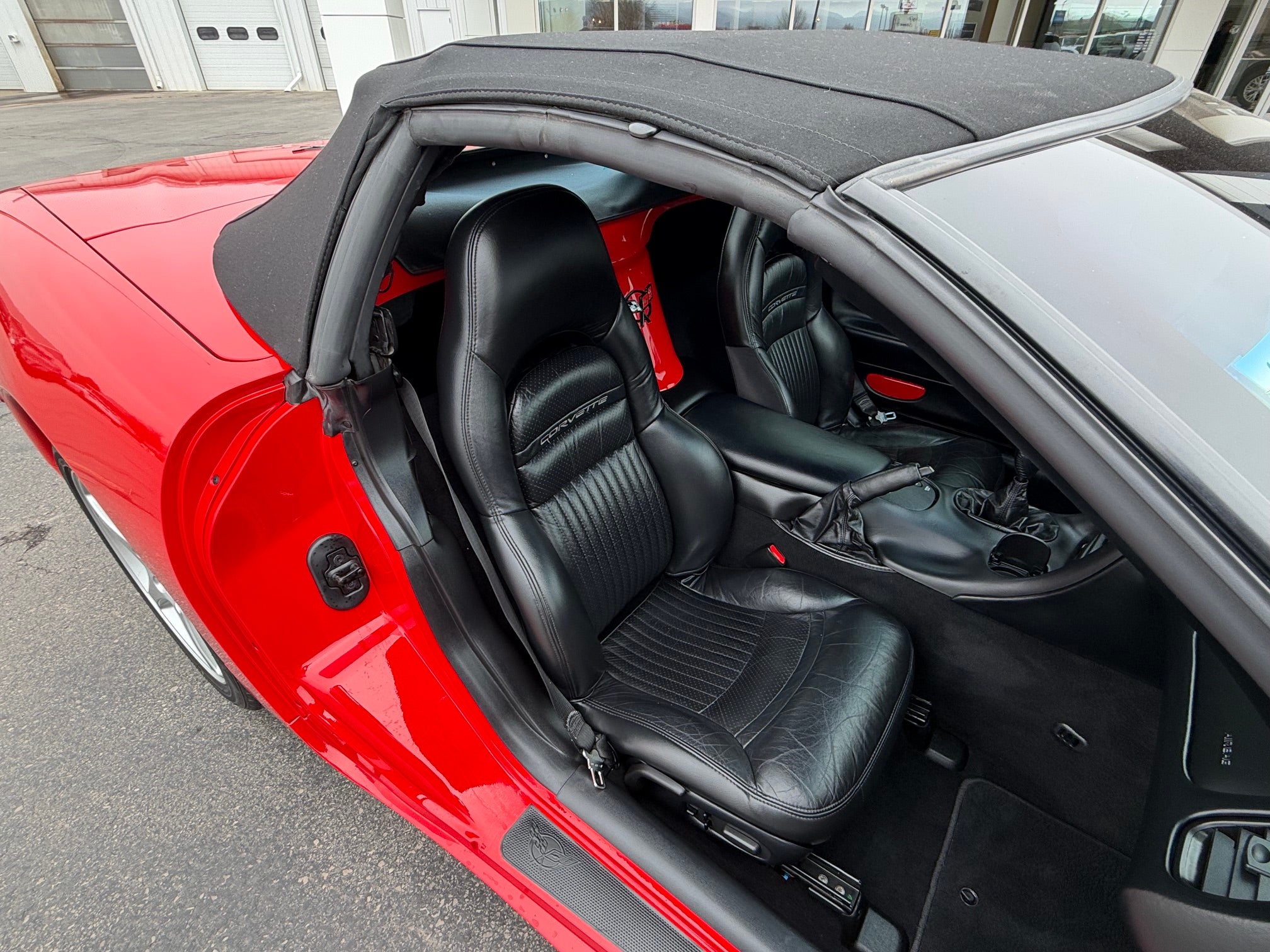 2000 Chevrolet Corvette Base