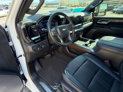 2024 Chevrolet Silverado 3500 HD High Country