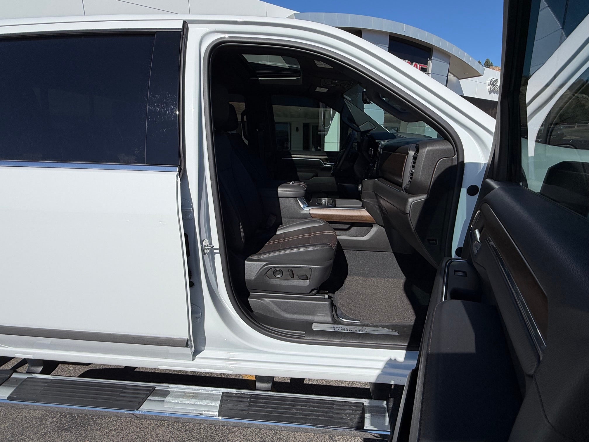 2024 Chevrolet Silverado 3500 HD High Country