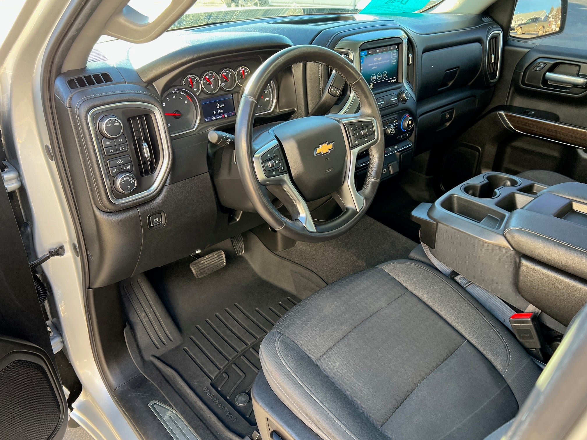 2020 Chevrolet Silverado 1500 Crew Cab Short Box 4-Wheel Drive LT