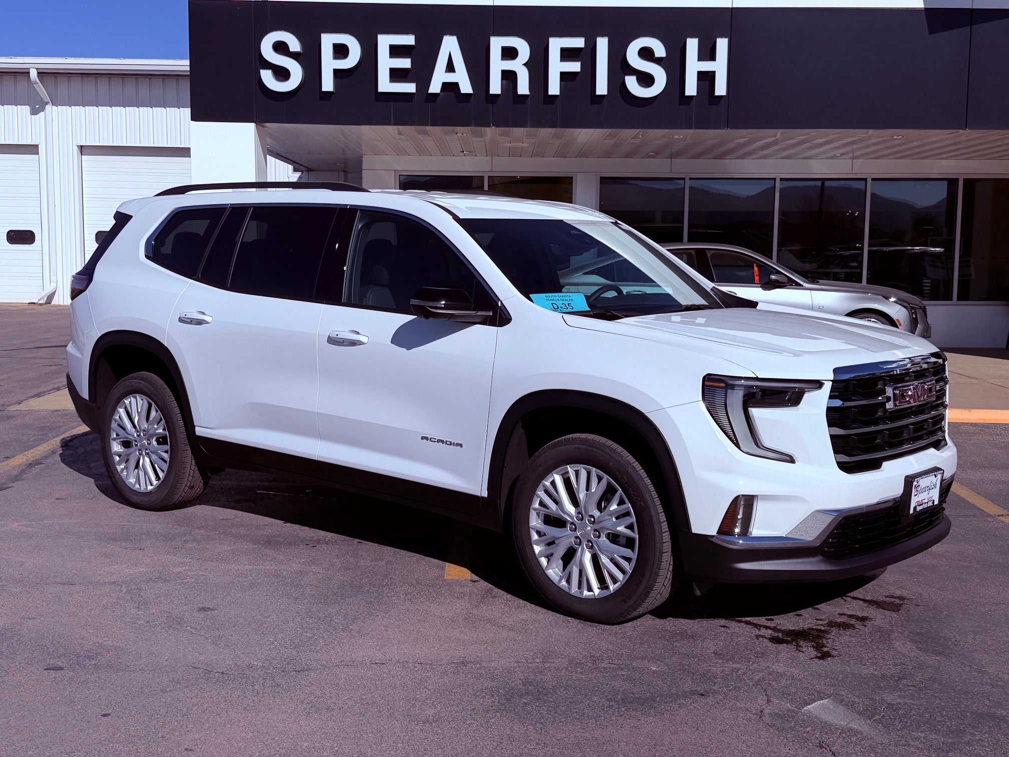 2027 GMC Acadia Elevation