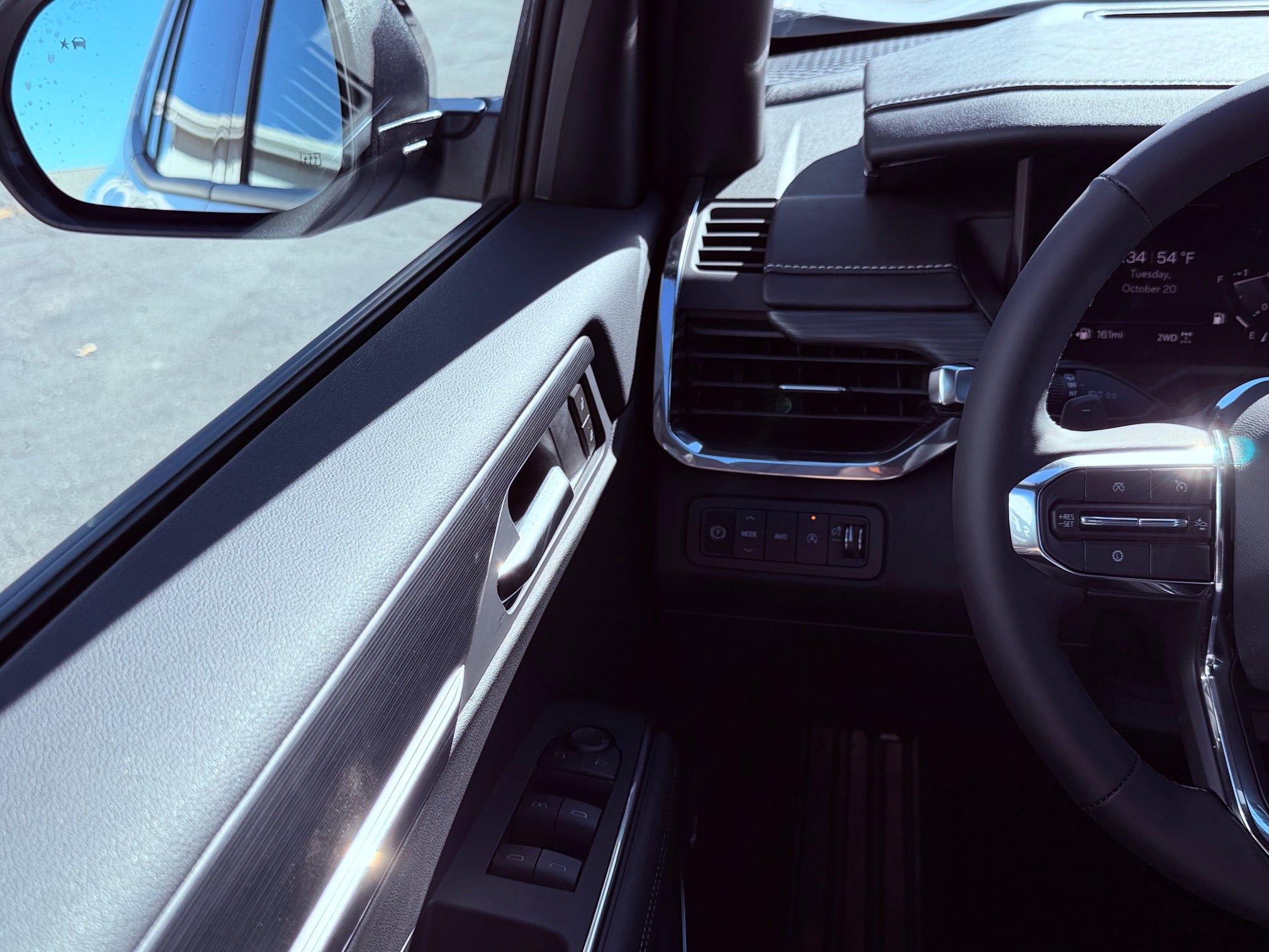 2027 GMC Acadia Elevation