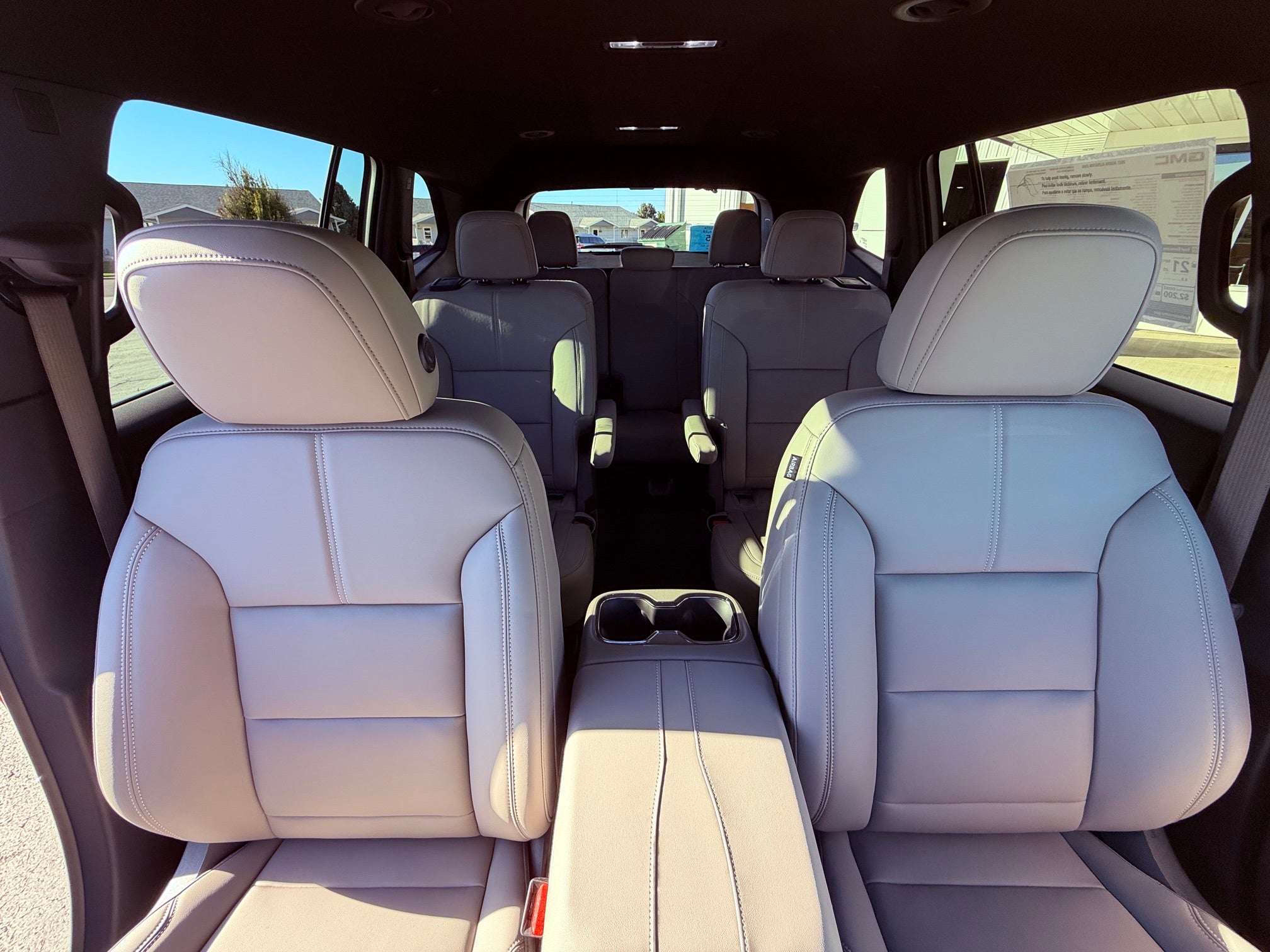 2027 GMC Acadia Elevation