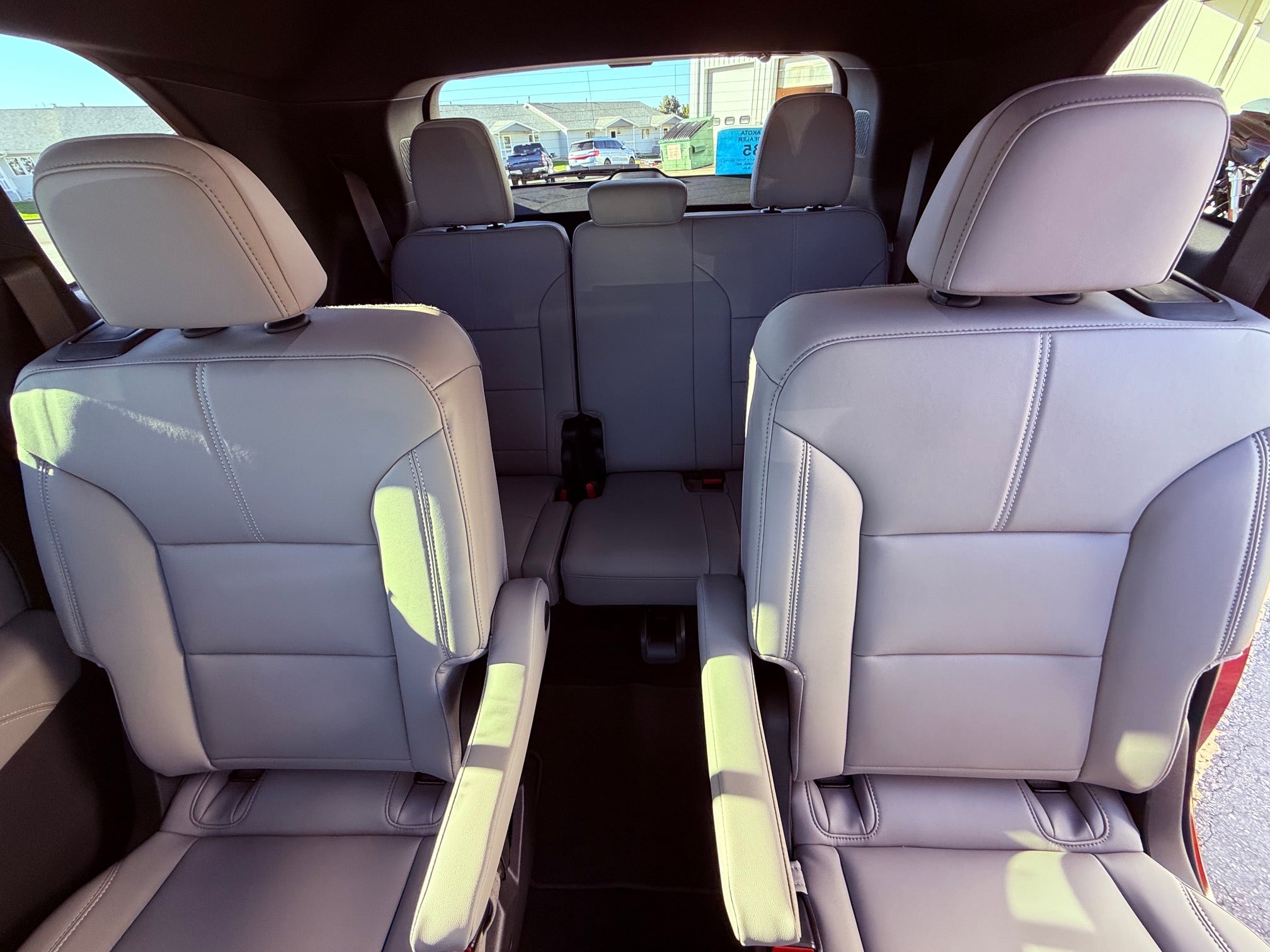 2027 GMC Acadia Elevation