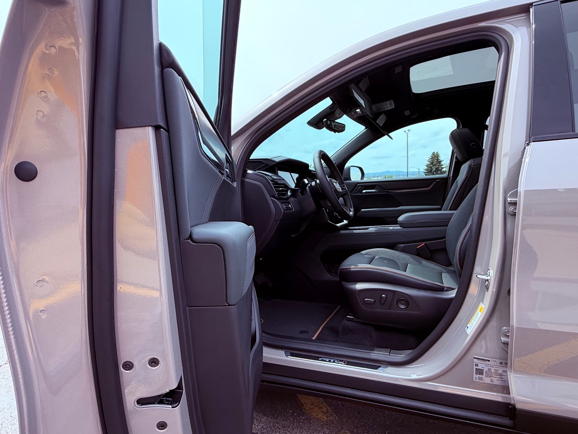 2027 GMC Acadia AT4