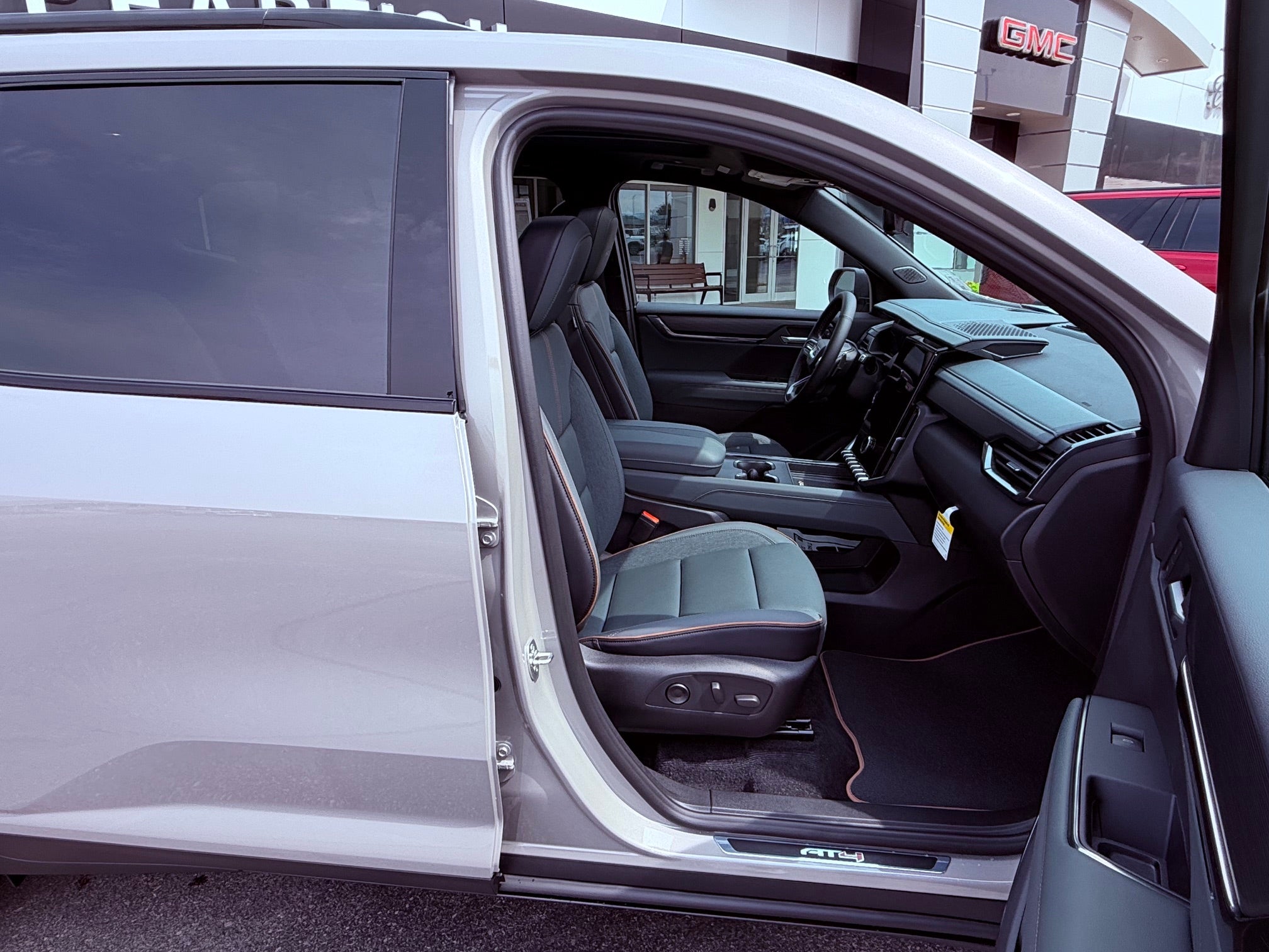 2027 GMC Acadia AT4