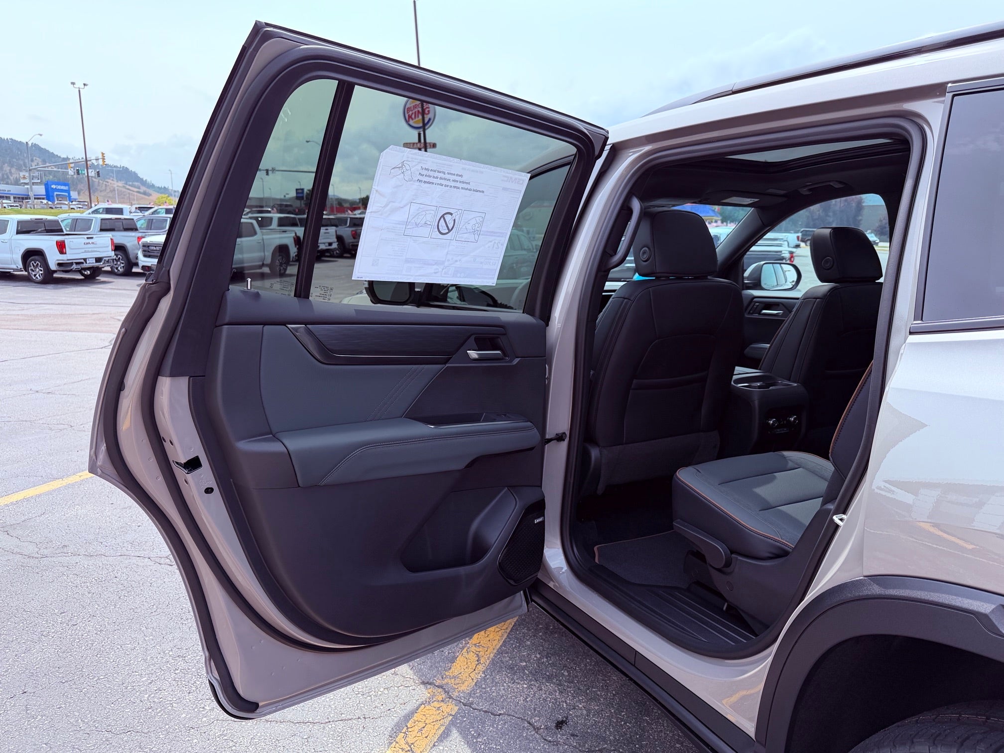 2027 GMC Acadia AT4