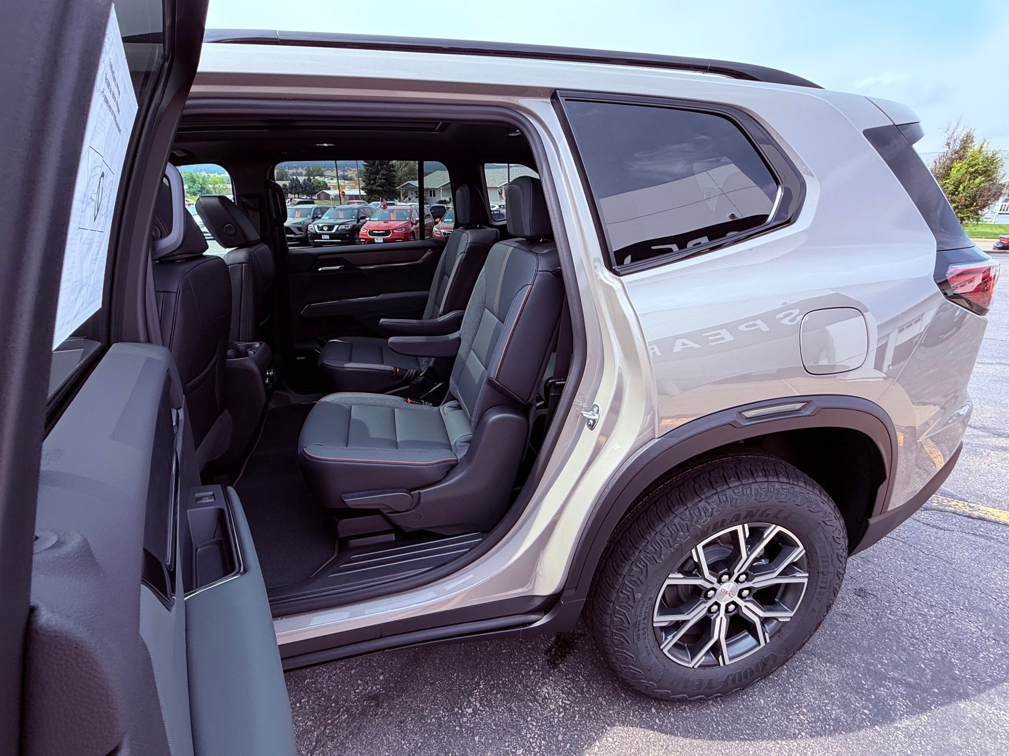 2027 GMC Acadia AT4
