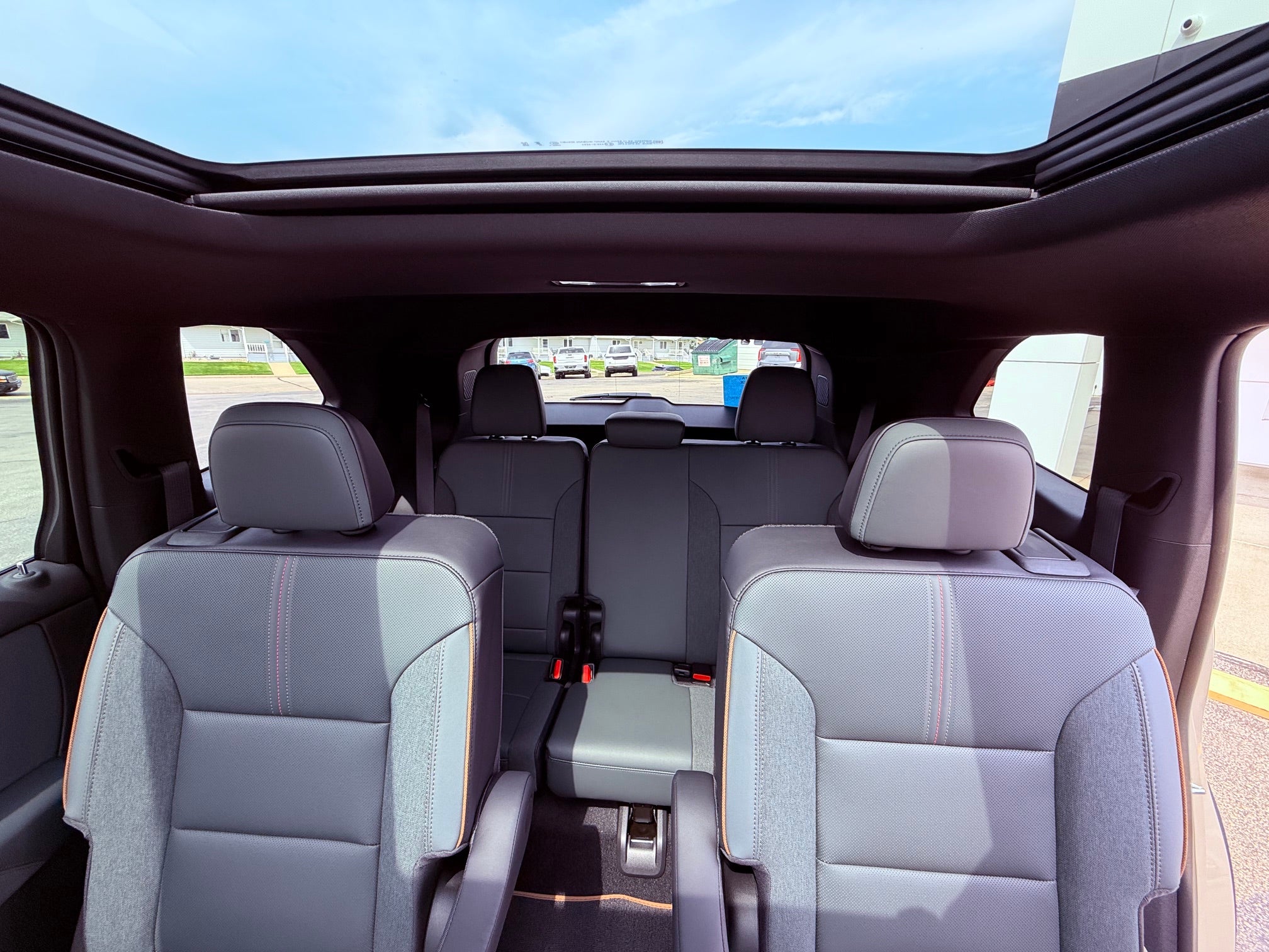 2027 GMC Acadia AT4