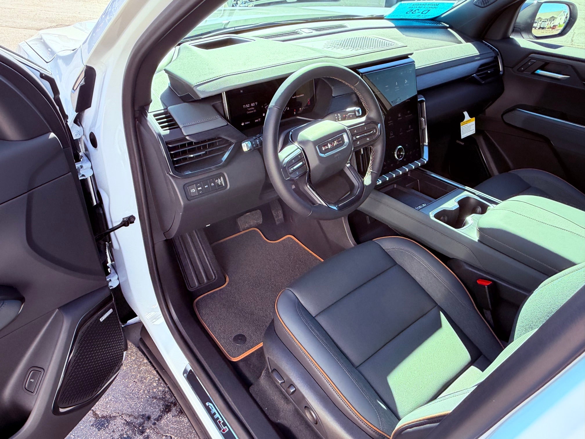 2027 GMC Acadia AT4