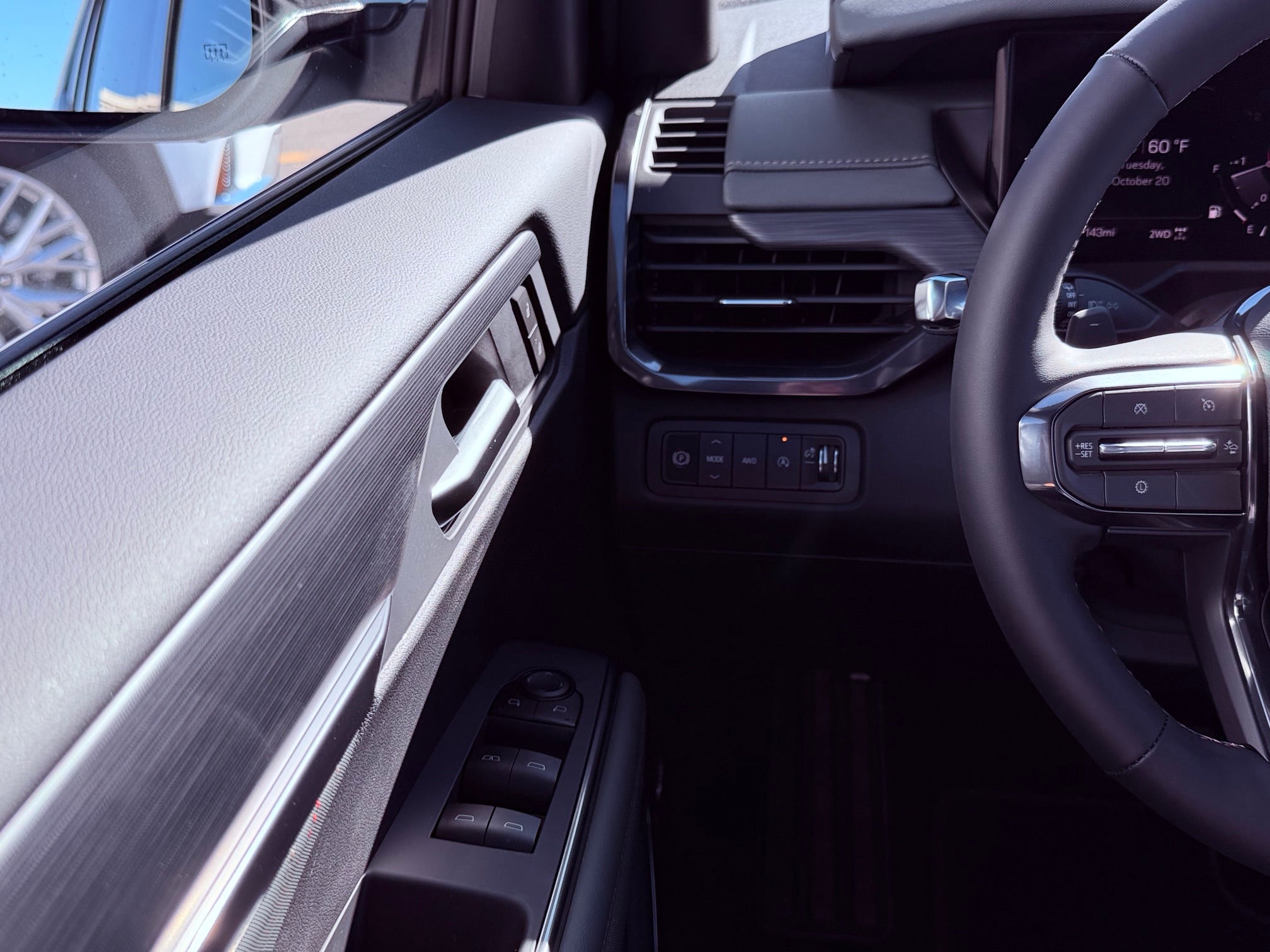 2027 GMC Acadia AT4